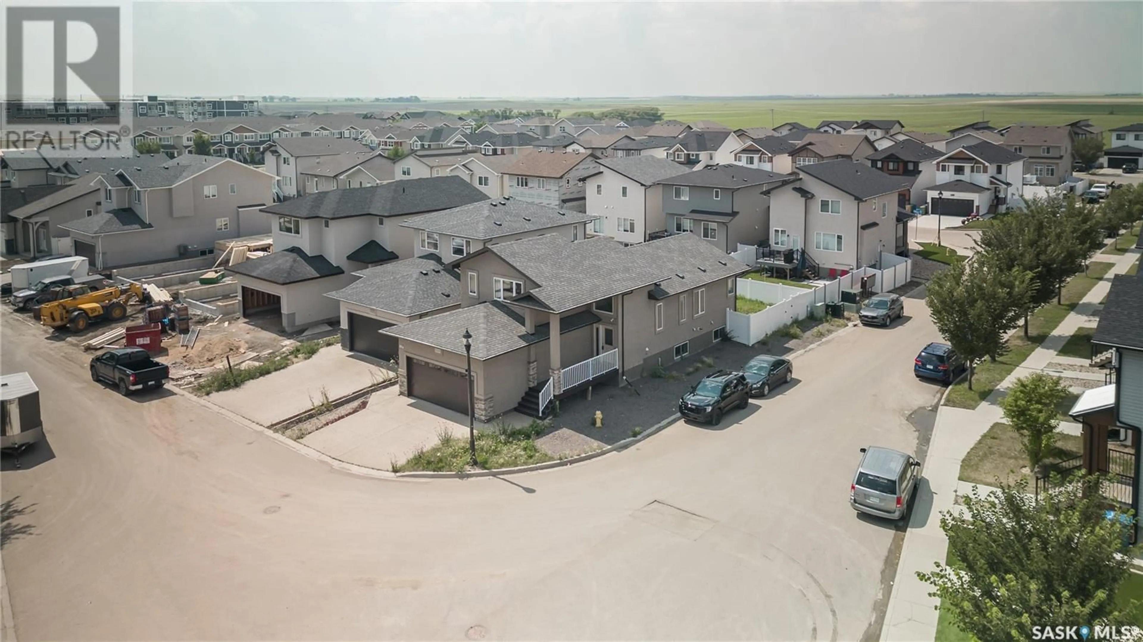 A pic from outside/outdoor area/front of a property/back of a property/a pic from drone, street for 5549 WATERER ROAD, Regina Saskatchewan S4W0N2