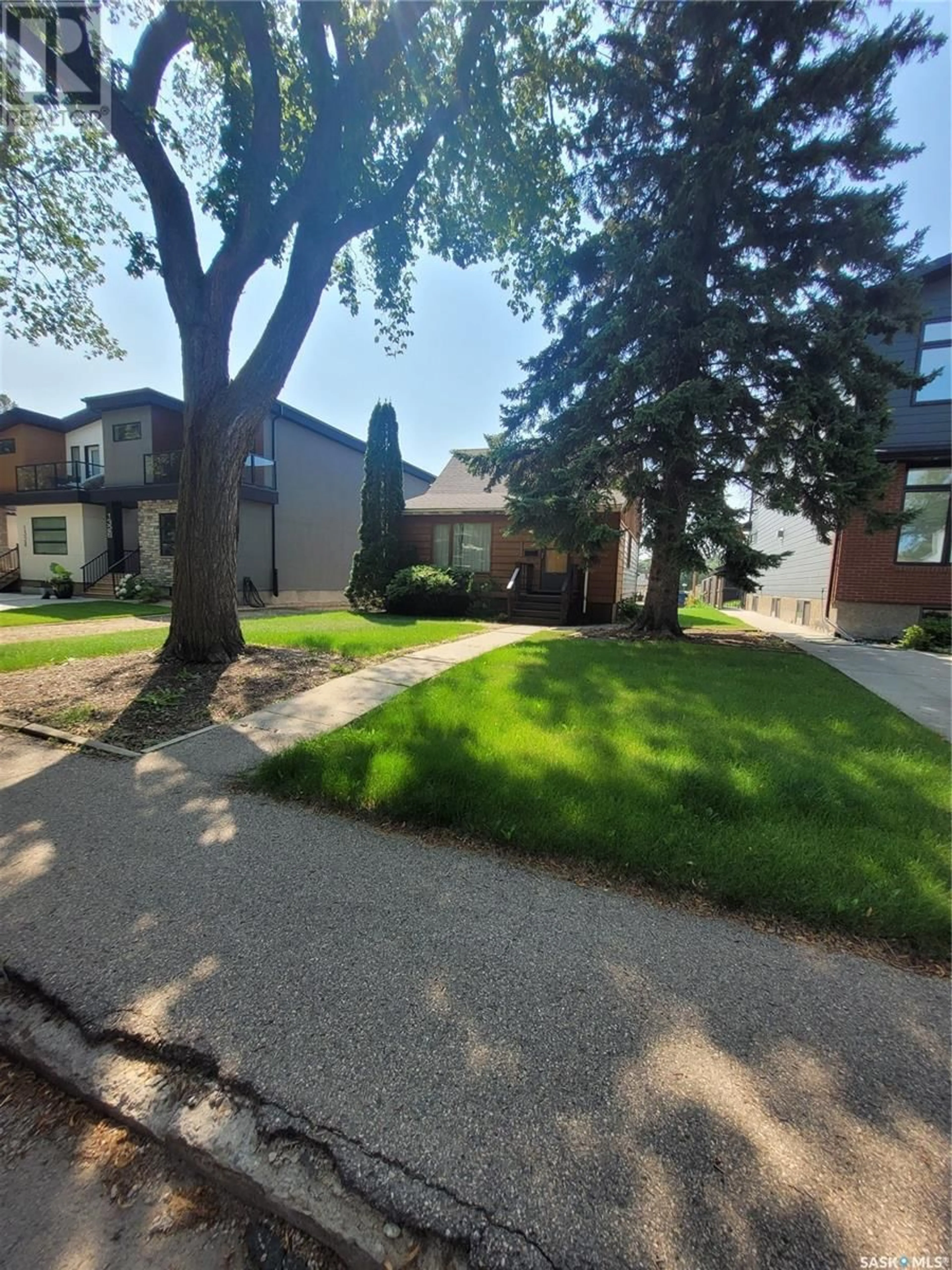Unknown for 1322 15TH STREET, Saskatoon Saskatchewan S7N0R9