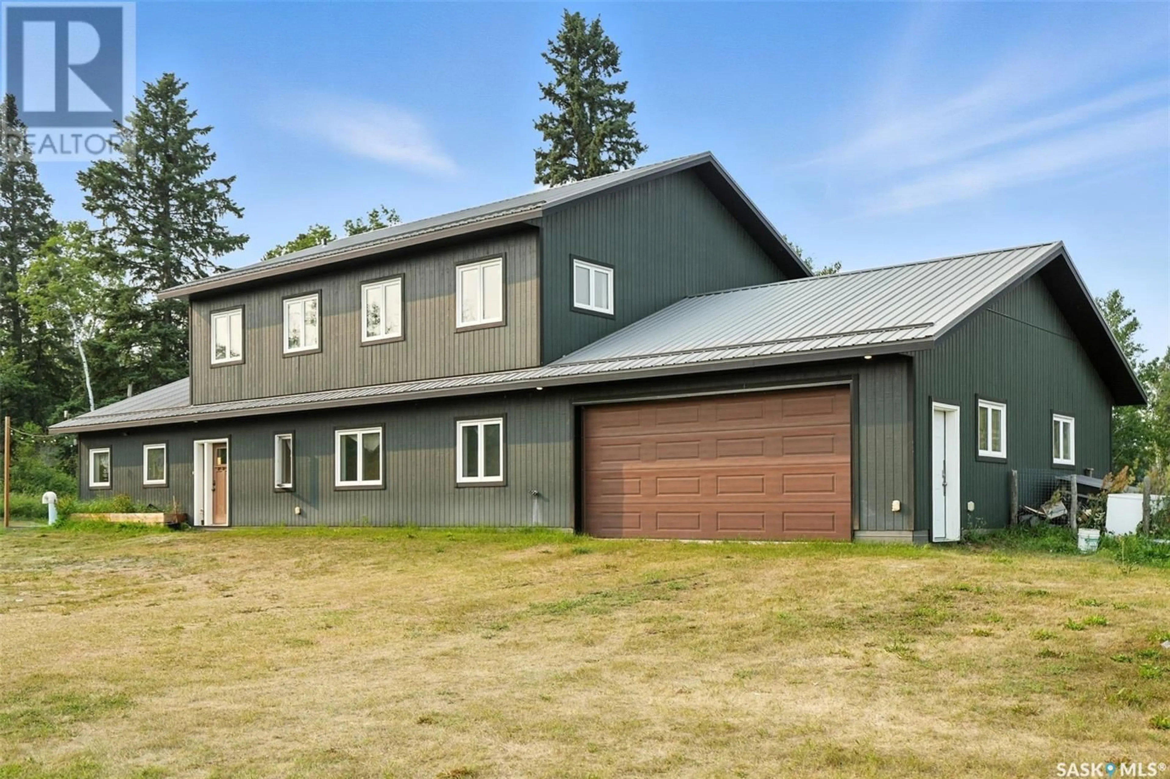 Home with vinyl exterior material, building for MARTENS ACREAGE, Duck Lake Rm No. 463 Saskatchewan S0K1J0