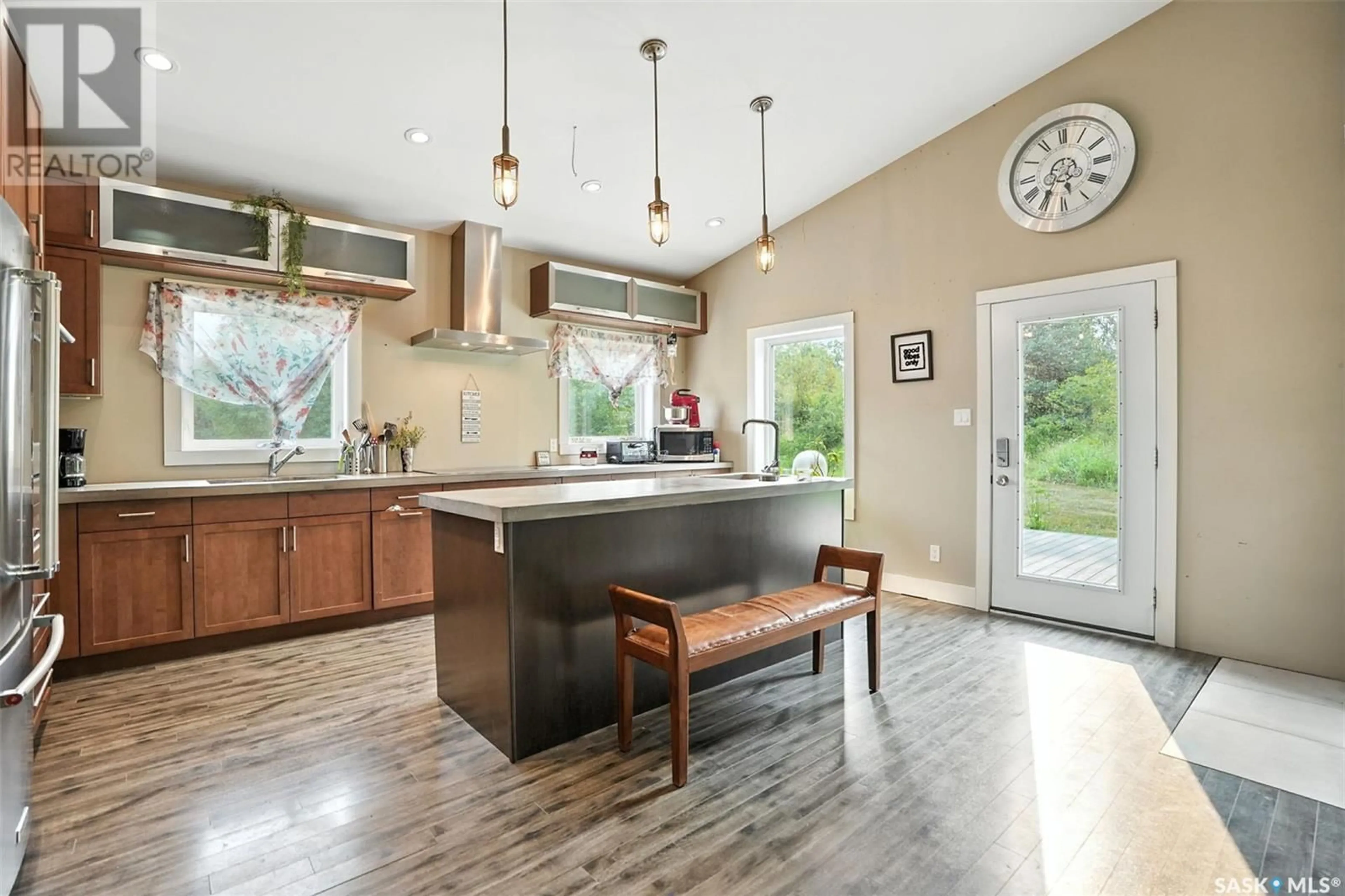 Open concept kitchen, unknown for MARTENS ACREAGE, Duck Lake Rm No. 463 Saskatchewan S0K1J0