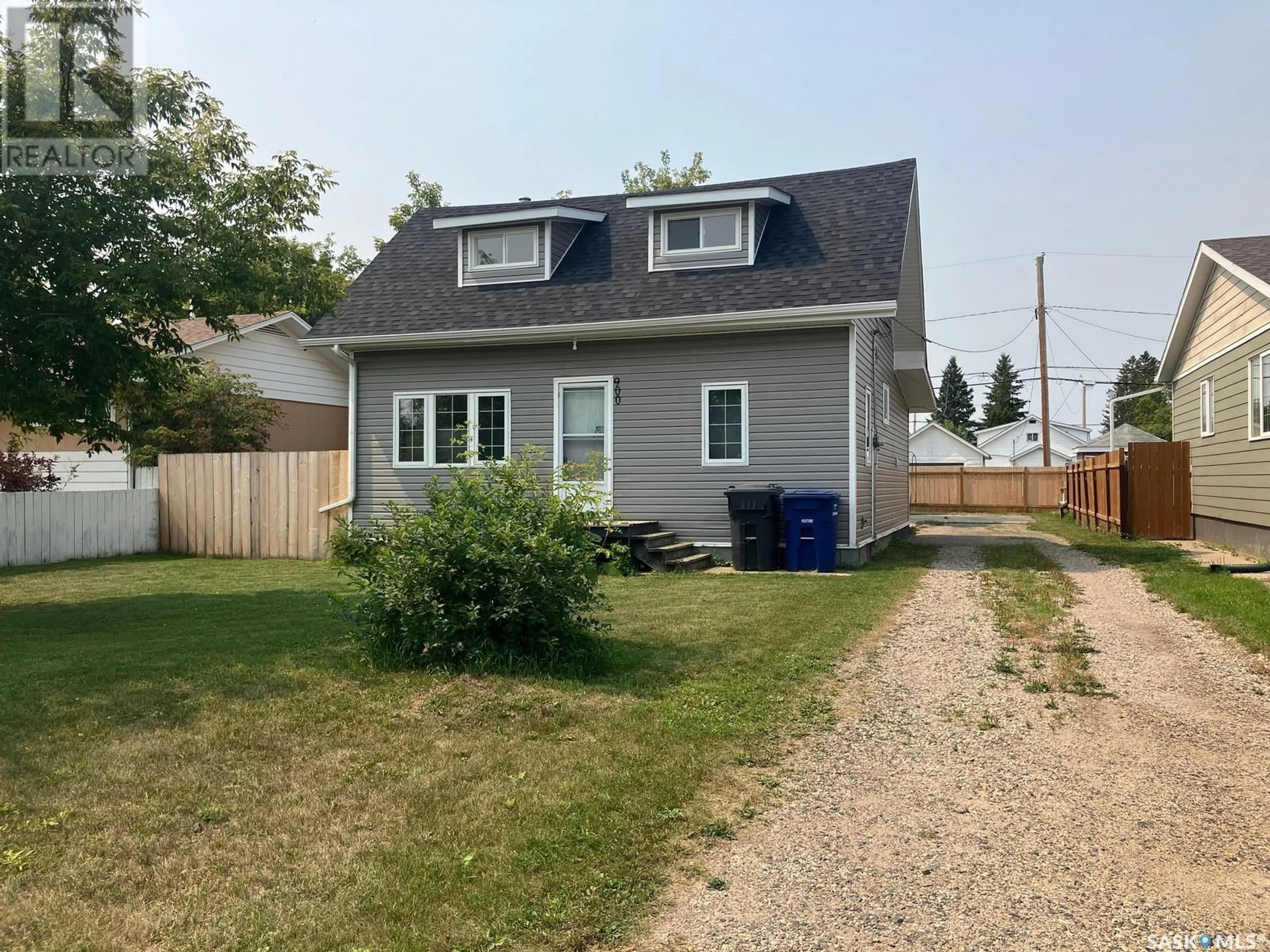 Unknown for 900 1ST STREET, Nipawin Saskatchewan S0E1E0