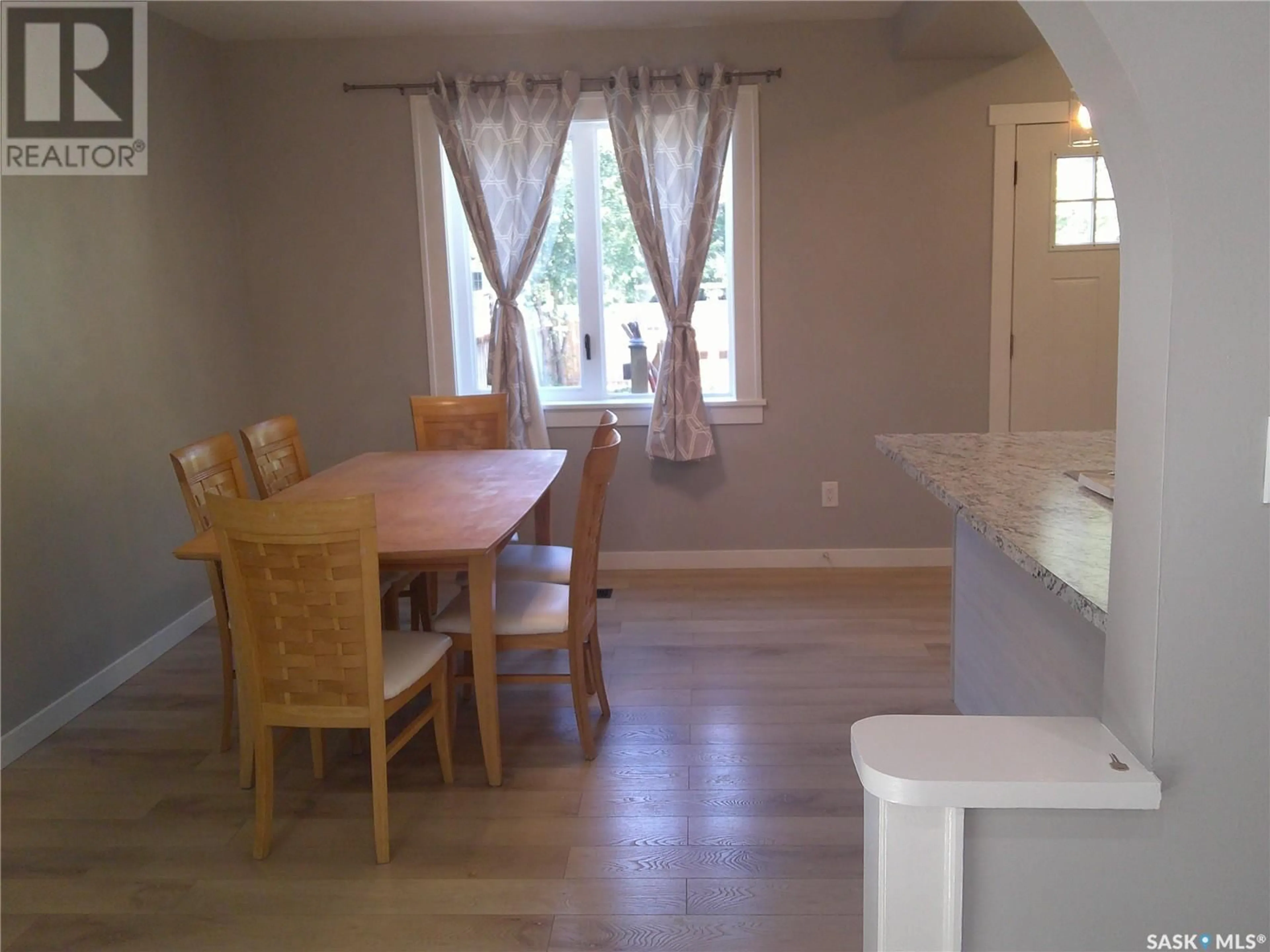 Dining room, unknown for 3726 DEWDNEY AVENUE, Regina Saskatchewan S4T0Z7