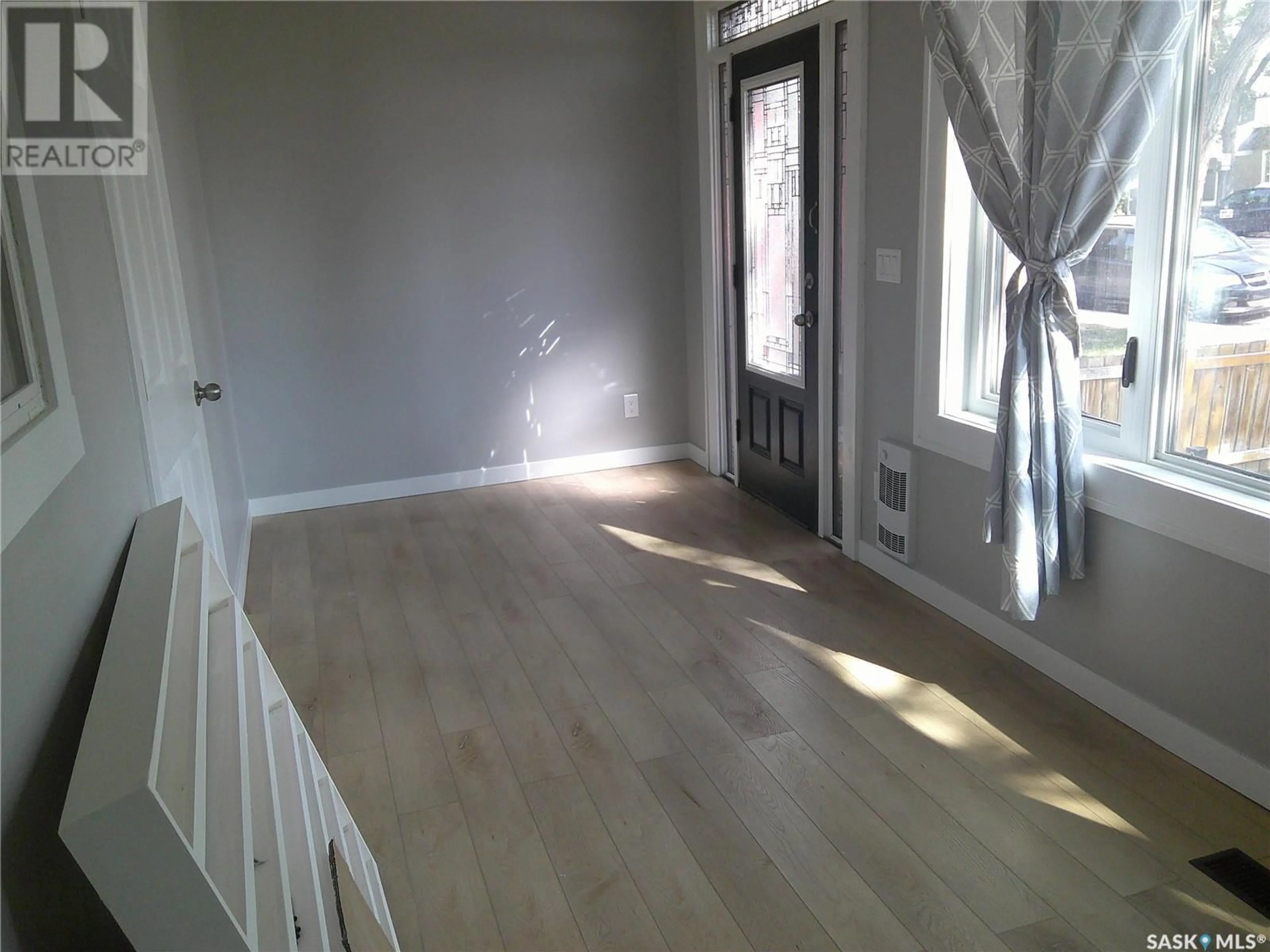 A pic of a room for 3726 DEWDNEY AVENUE, Regina Saskatchewan S4T0Z7