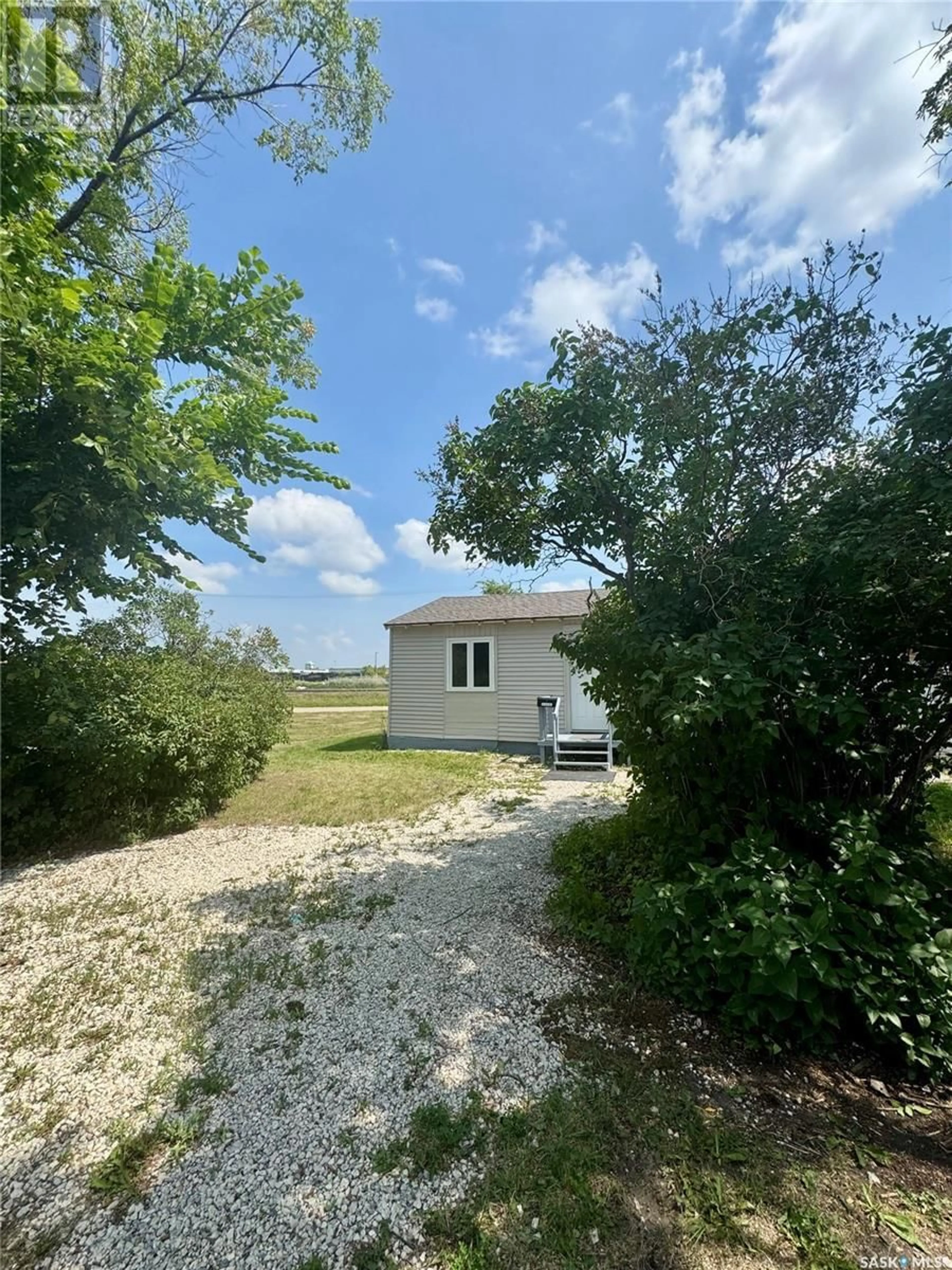 Shed for 649 RETALLACK STREET, Regina Saskatchewan S4T2G5