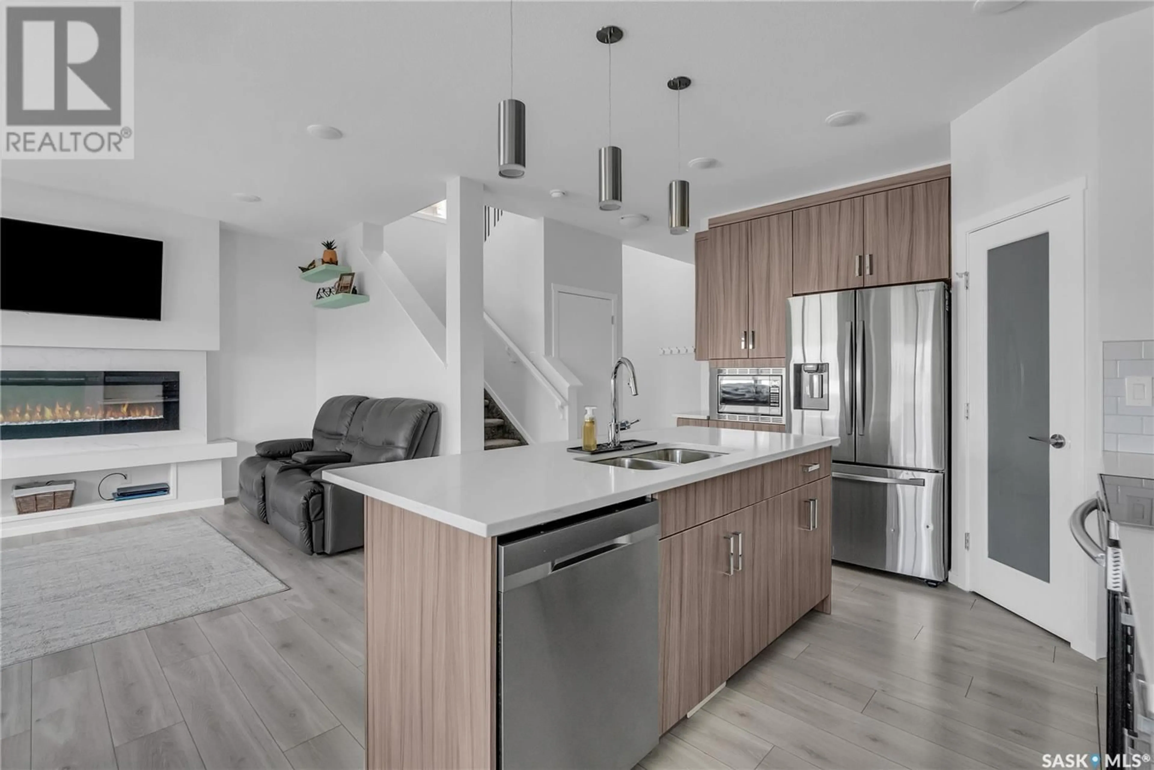 Open concept kitchen, unknown for 435 MCFAULL CRESCENT, Saskatoon Saskatchewan S7V0T2