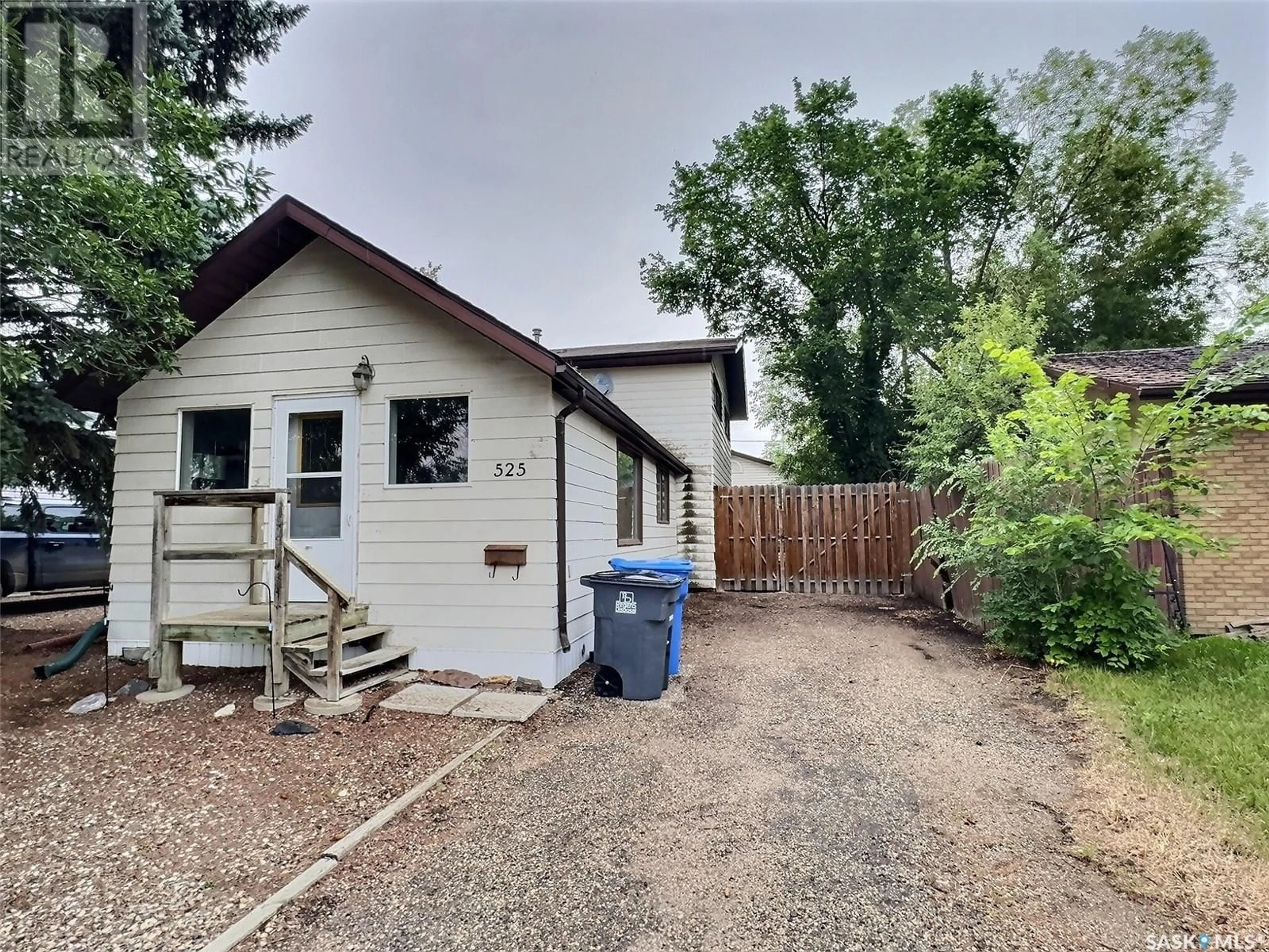 Shed for 525 FIRST A STREET, Estevan Saskatchewan S4A0C4