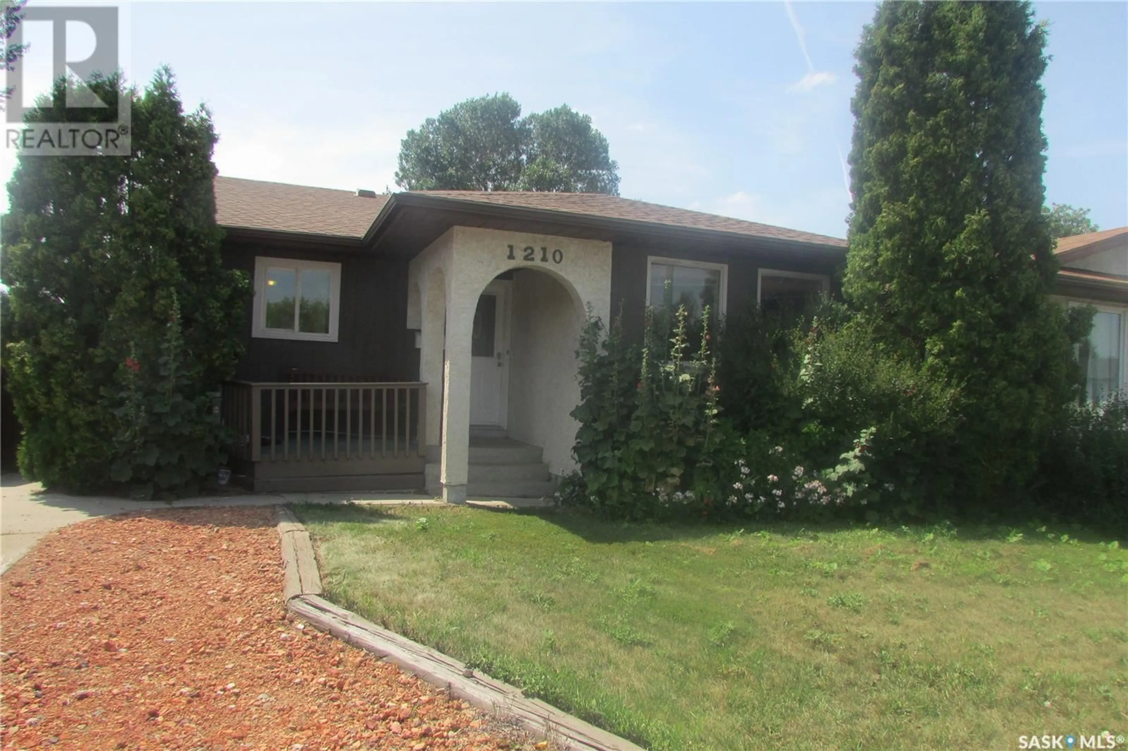 Unknown for 1210 BROWN STREET, Regina Saskatchewan S4N6K6