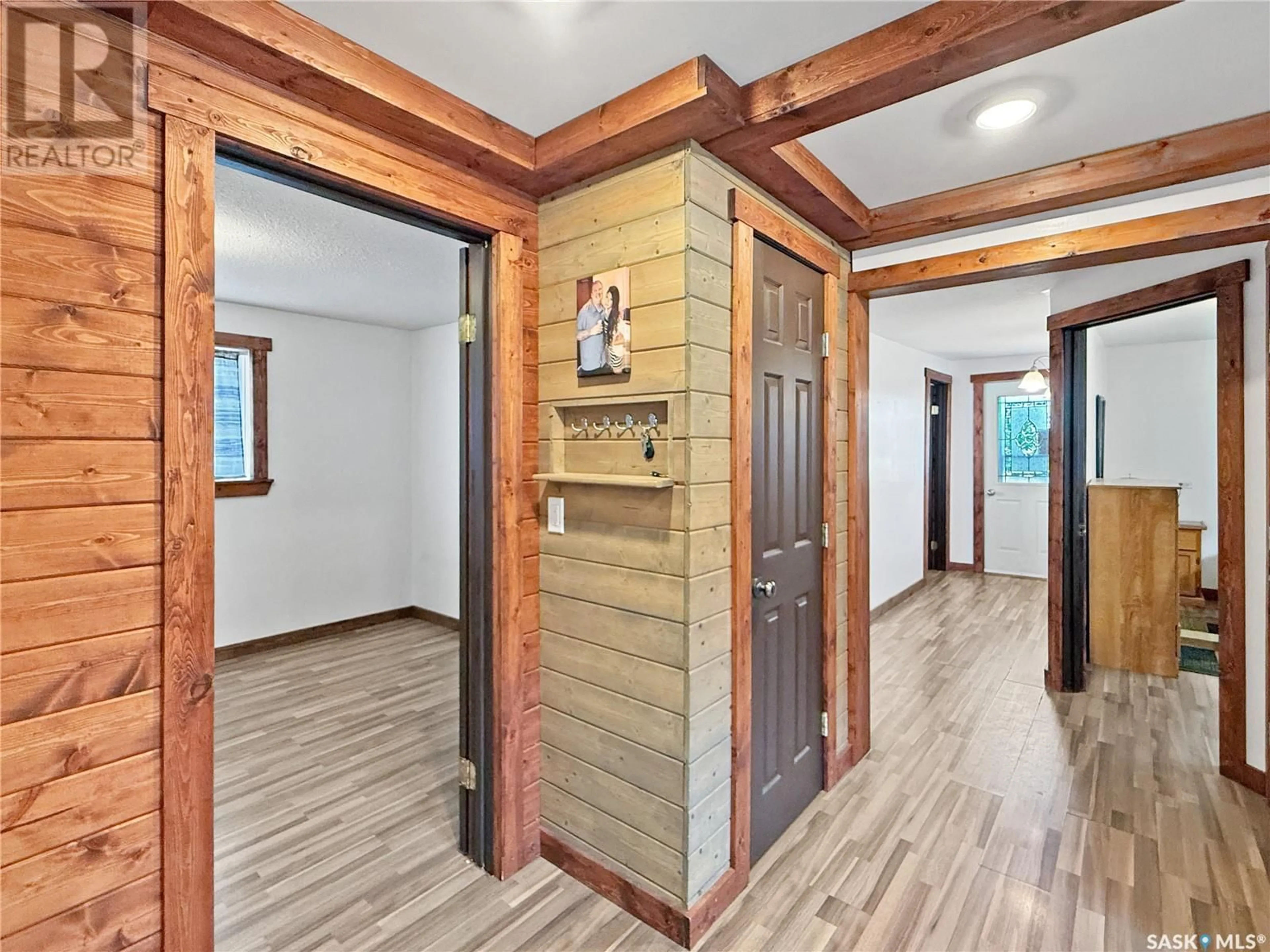 Indoor entryway for 213 5TH AVENUE, Shellbrook Saskatchewan S0J2E0