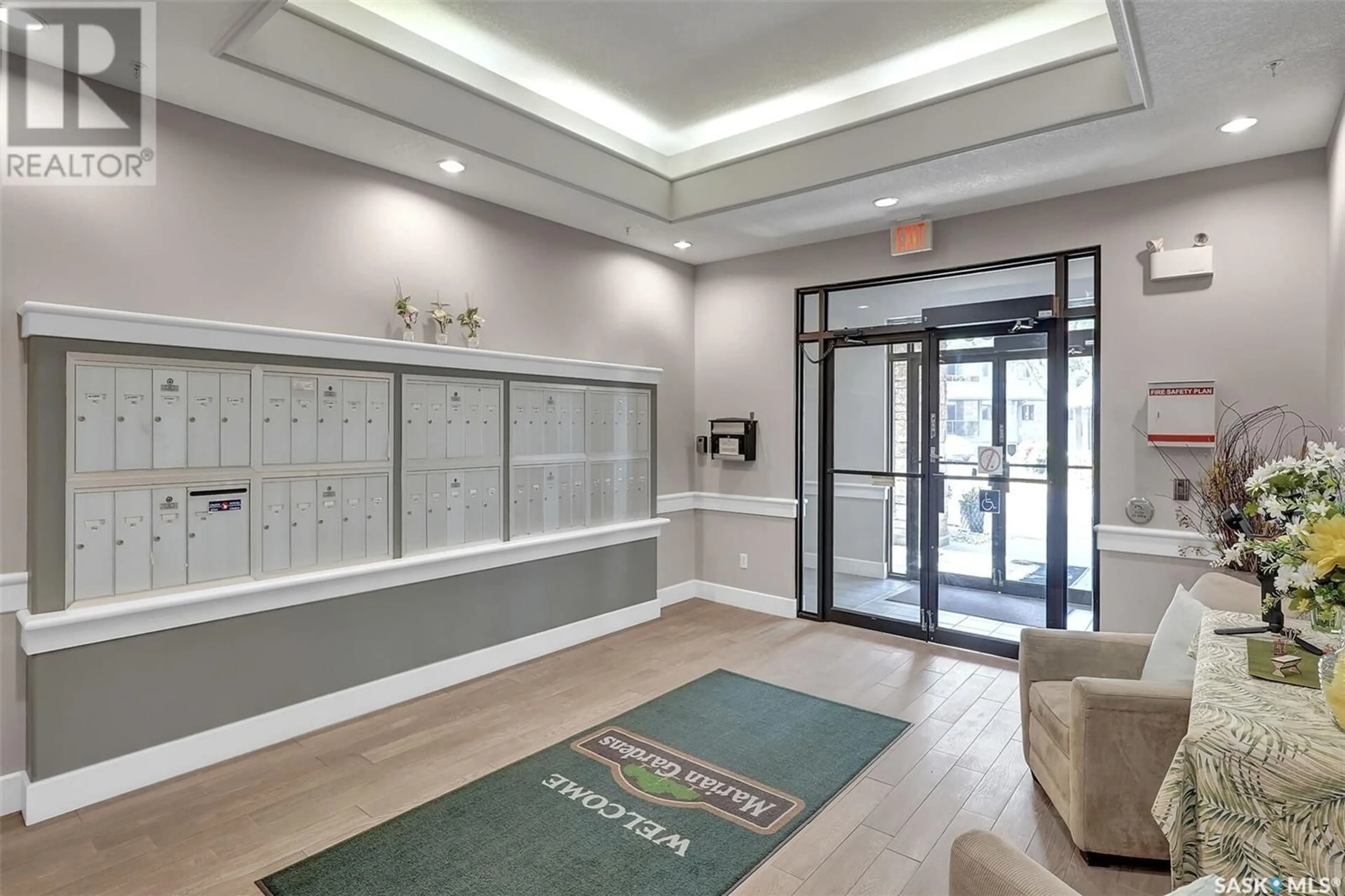 Indoor foyer for 134 2530 25TH AVENUE, Regina Saskatchewan S4S4E6