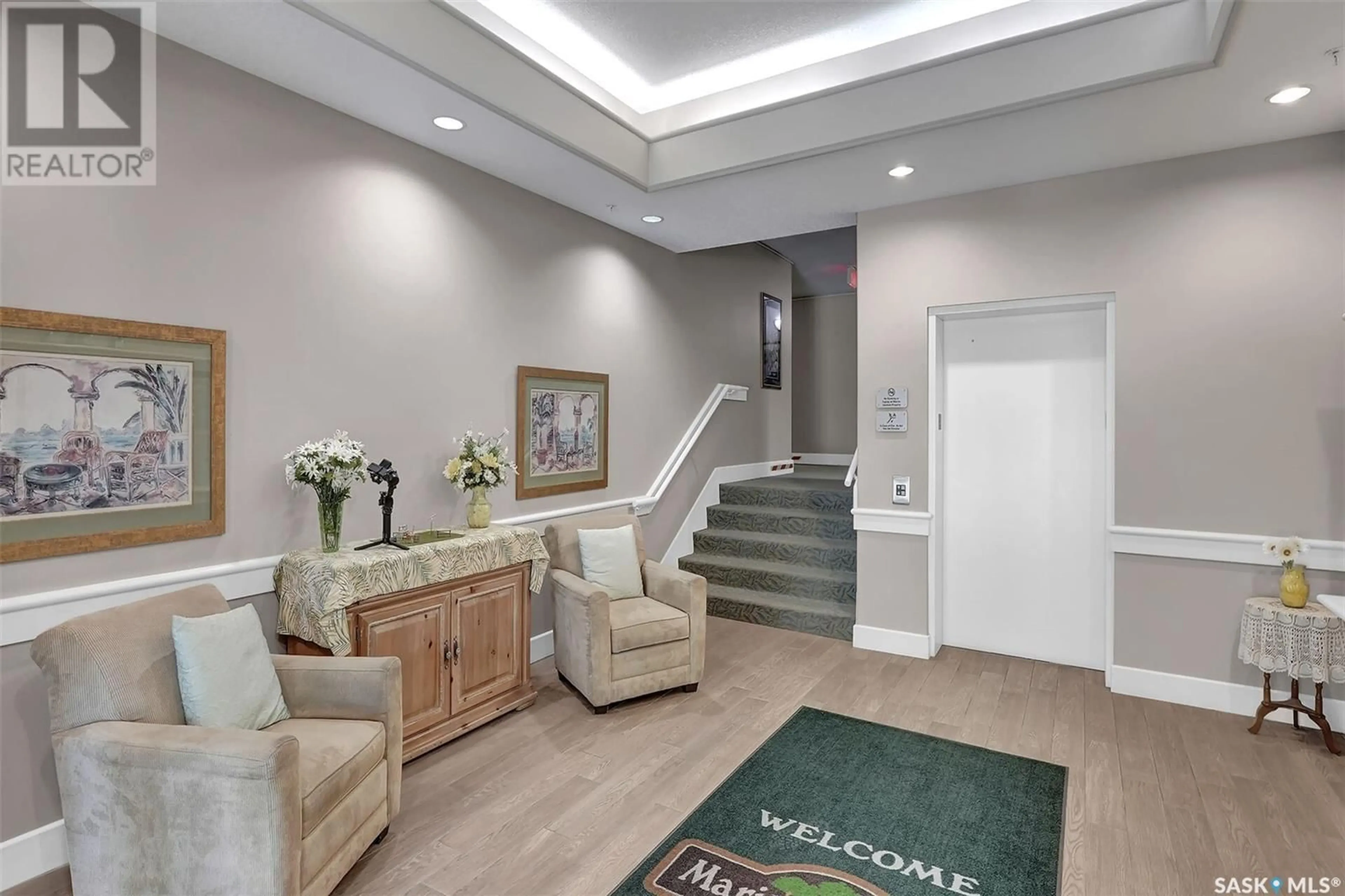 Indoor foyer for 134 2530 25TH AVENUE, Regina Saskatchewan S4S4E6
