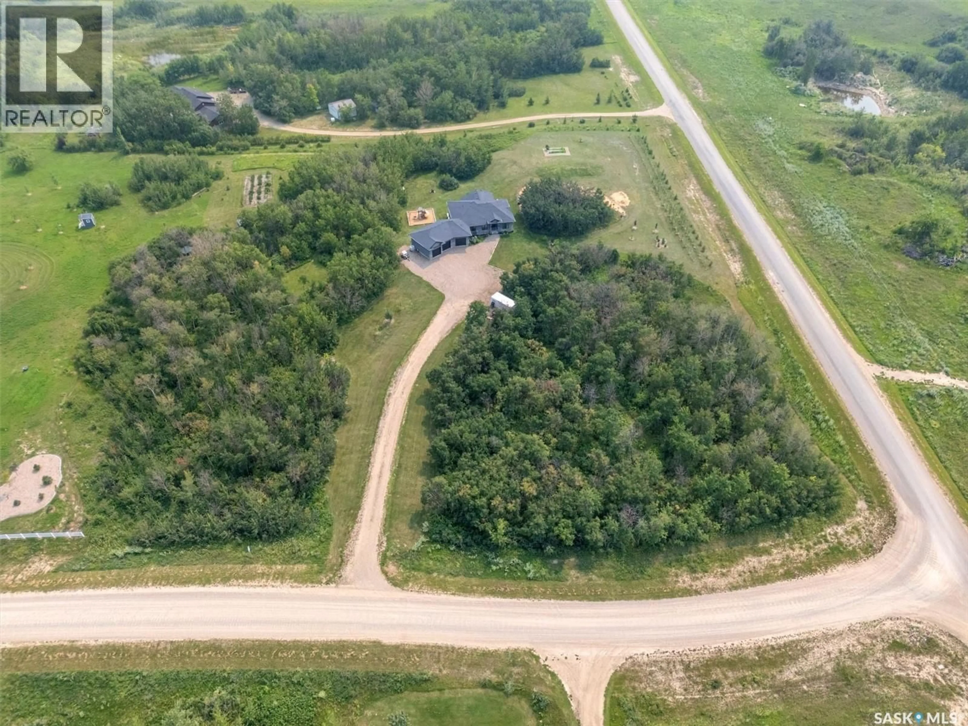 A pic from outside/outdoor area/front of a property/back of a property/a pic from drone, unknown for 121 VALLEY DRIVE, Aberdeen Rm No. 373 Saskatchewan S7A0A1