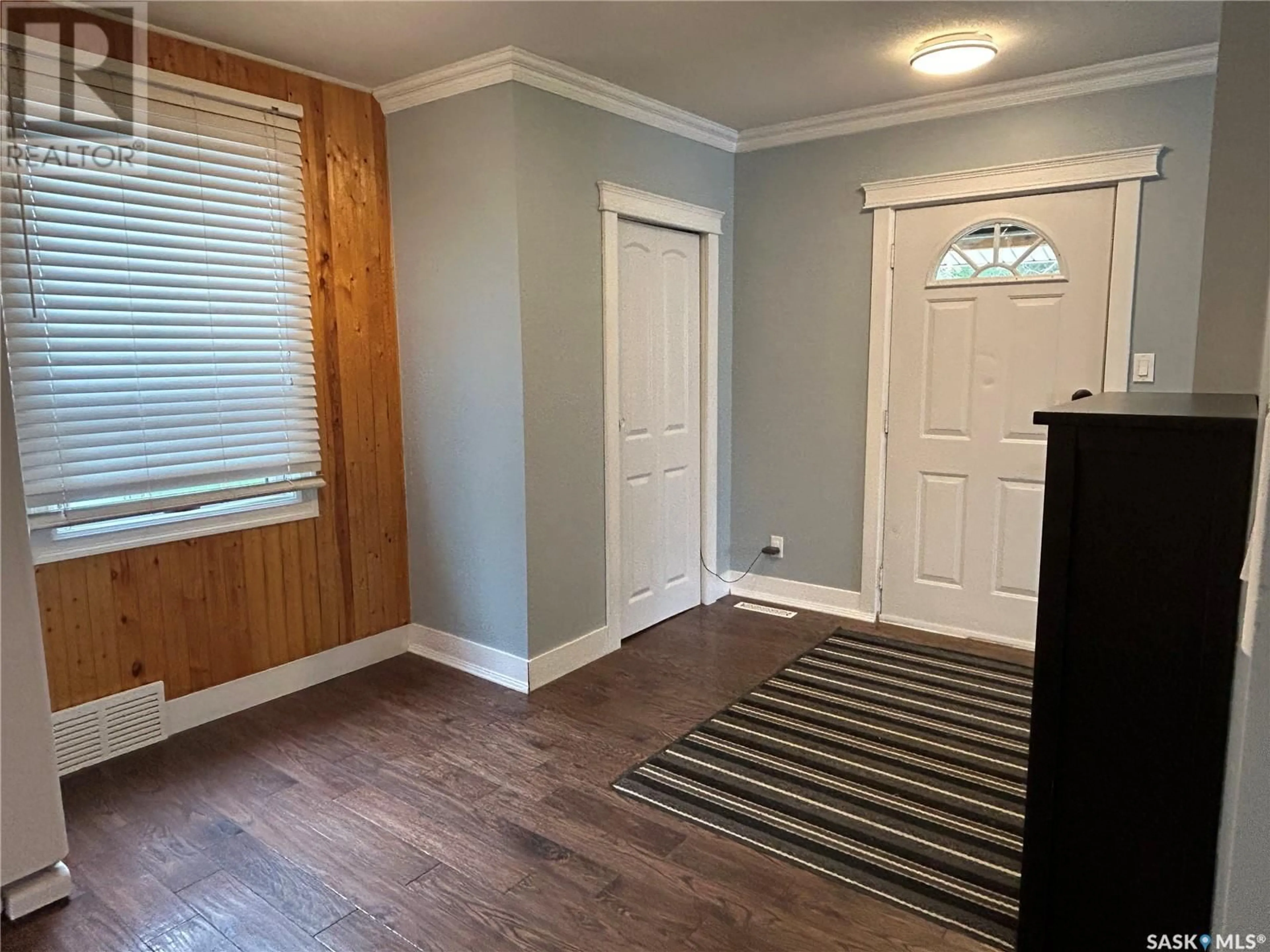 Indoor entryway for 314 ANTRIM STREET, North Portal Saskatchewan S0C1W0