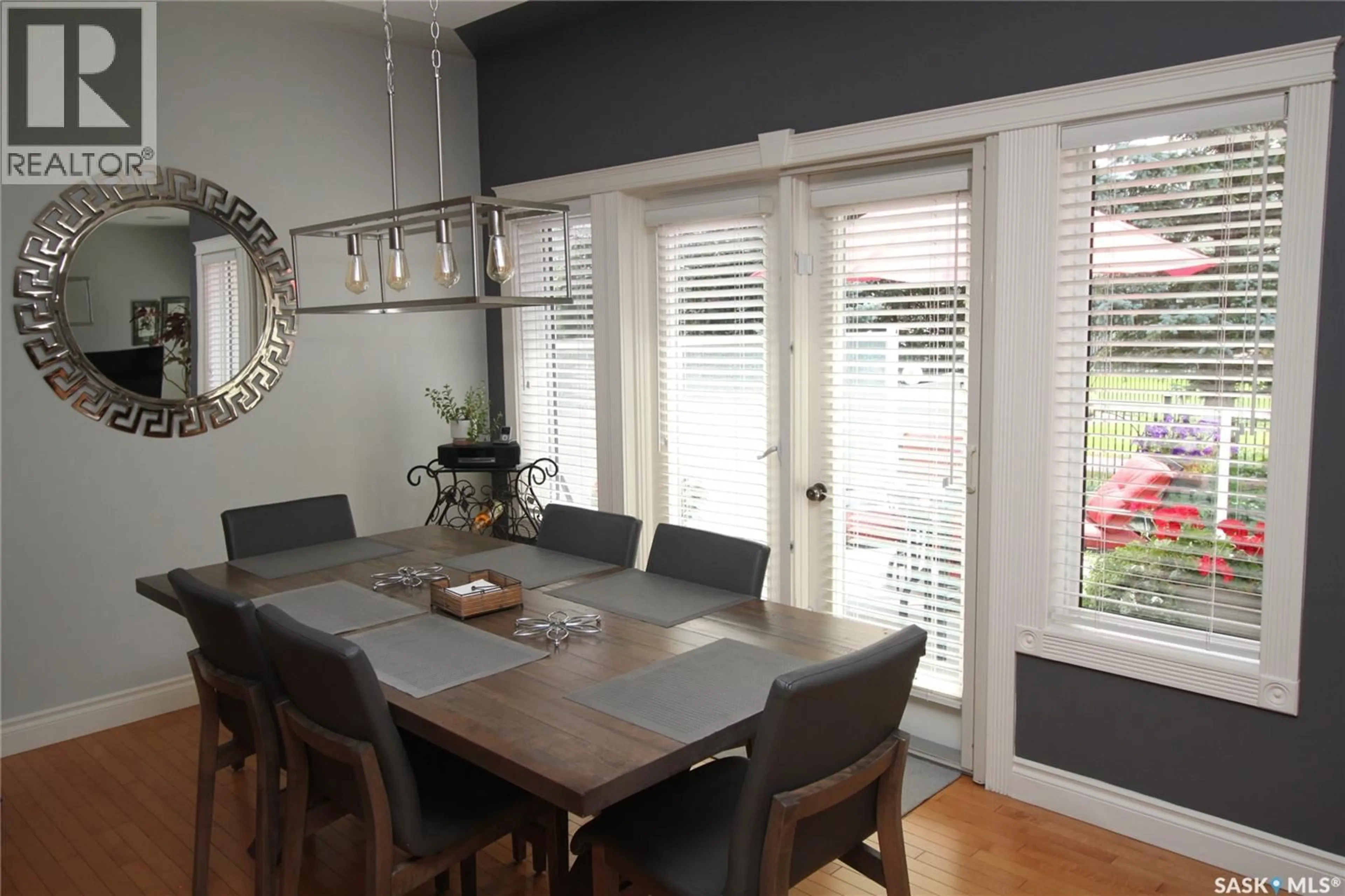 Dining room, wood/laminate floor for 427 BROOKMORE CRESCENT, Saskatoon Saskatchewan S7V1C2