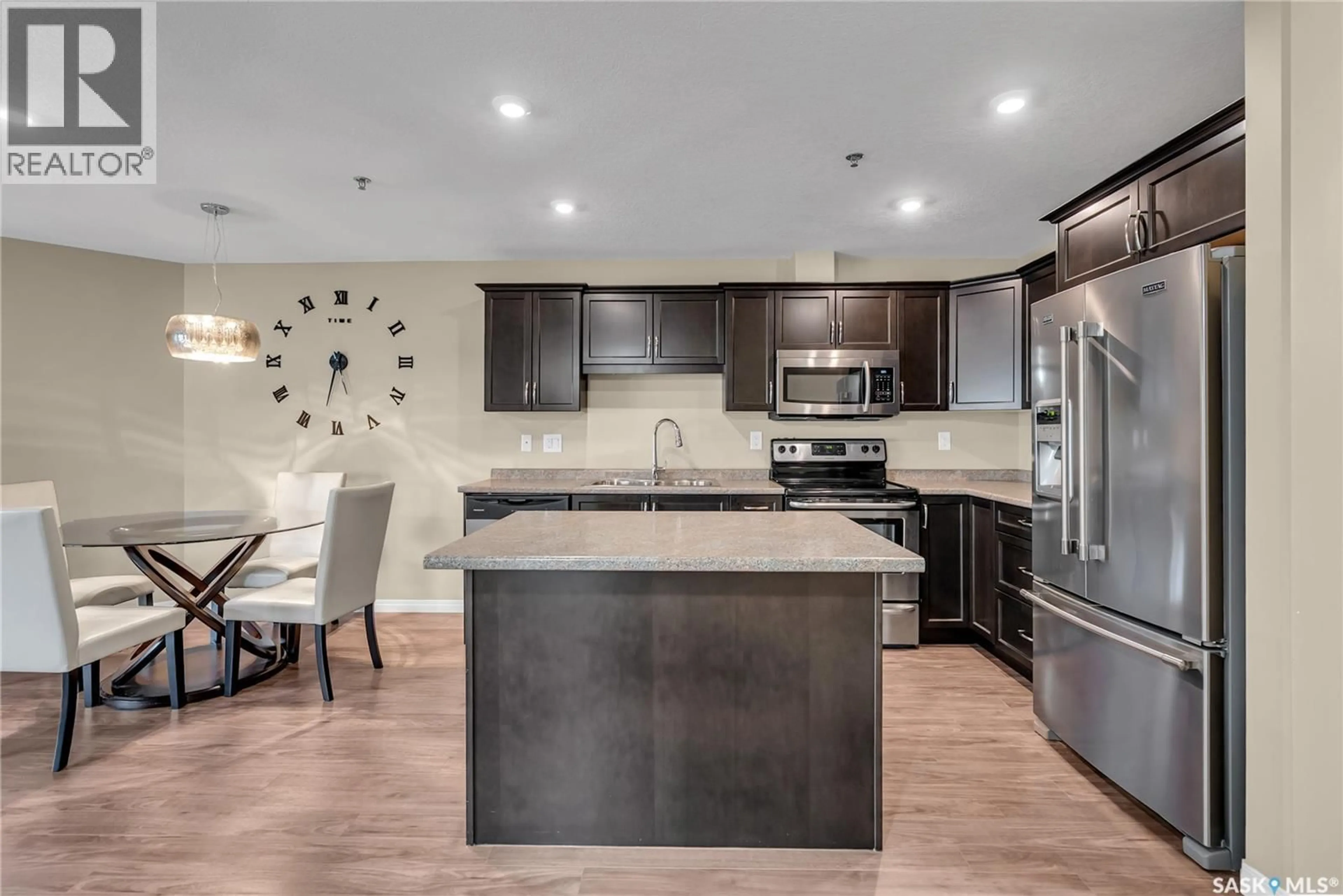 Open concept kitchen, unknown for 915 - 117 KRISTJANSON ROAD, Saskatoon Saskatchewan S7S0B1