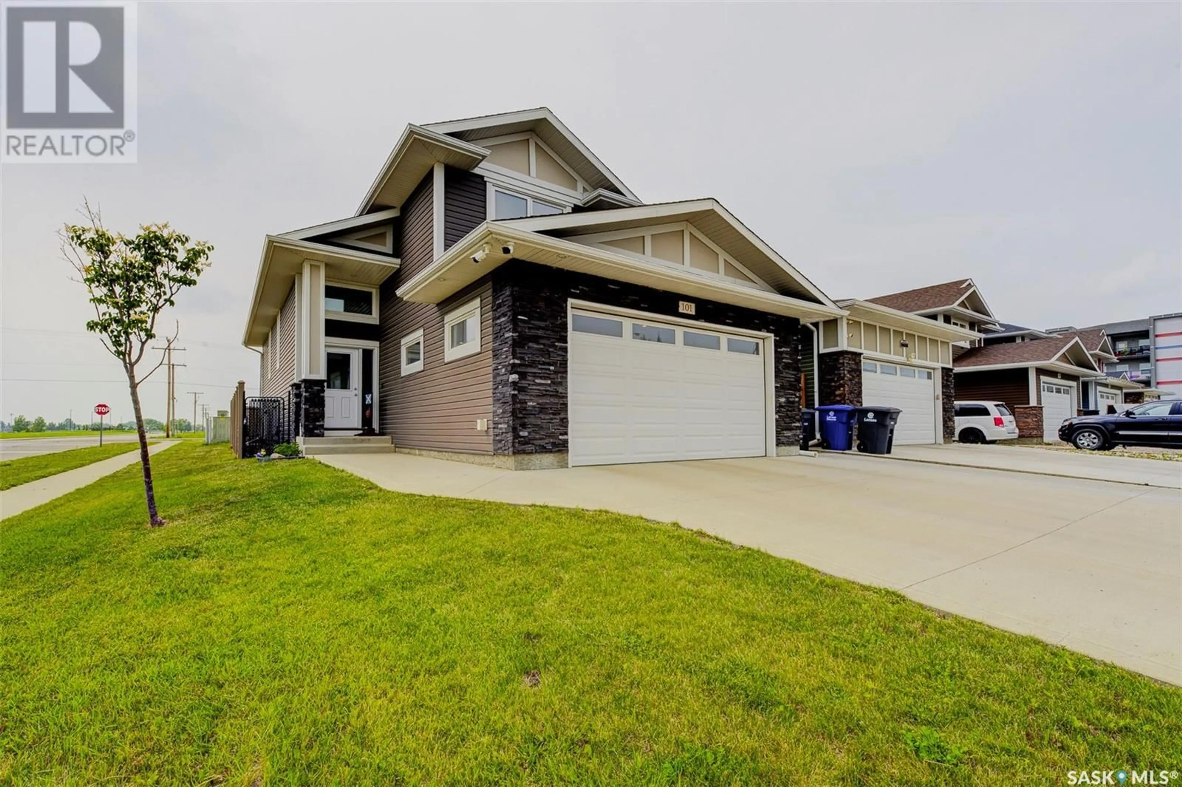 Home with vinyl exterior material, street for 101 BEAUDRY CRESCENT, Martensville Saskatchewan S0K2T1