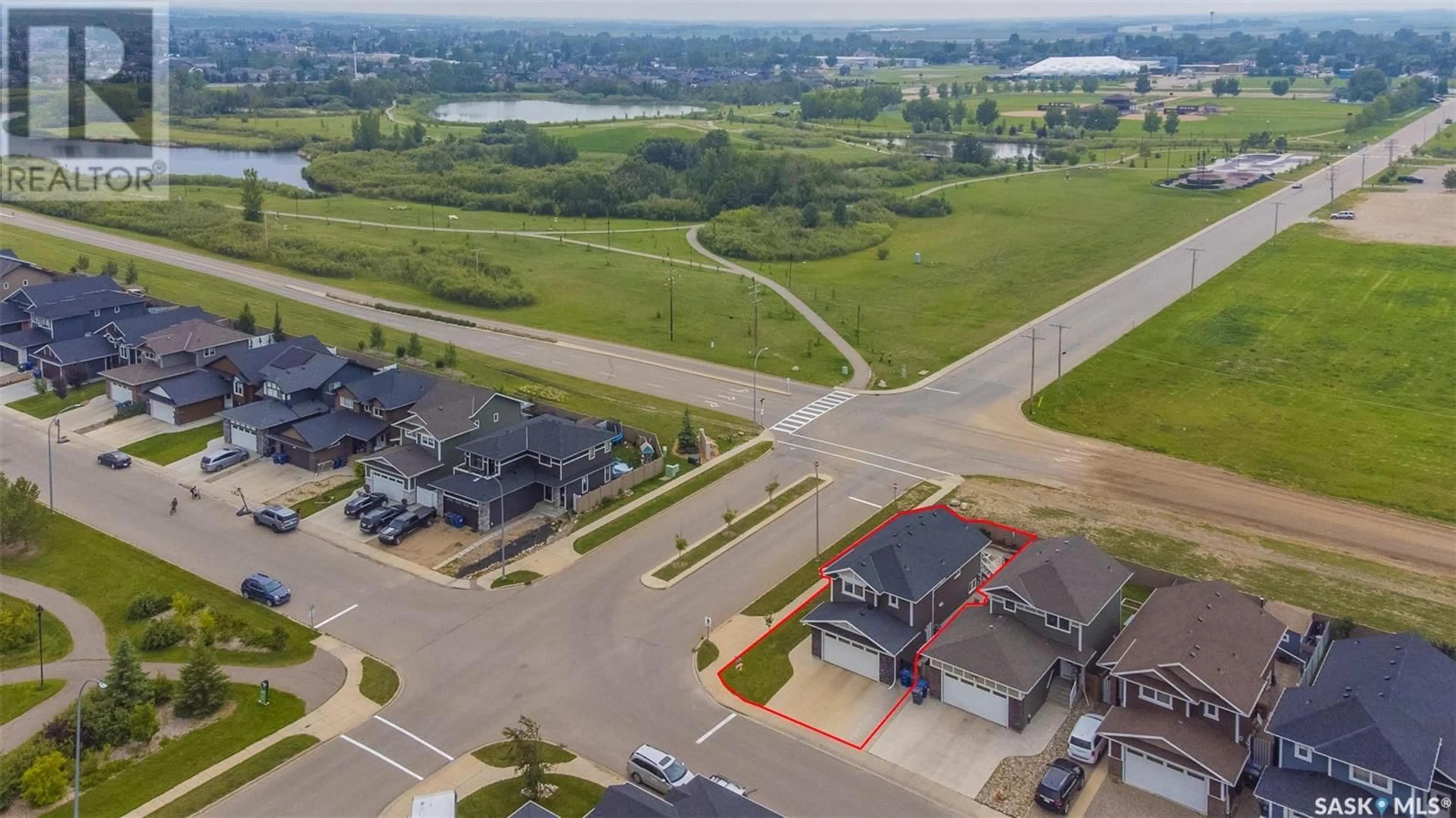 A pic from outside/outdoor area/front of a property/back of a property/a pic from drone, street for 101 BEAUDRY CRESCENT, Martensville Saskatchewan S0K2T1