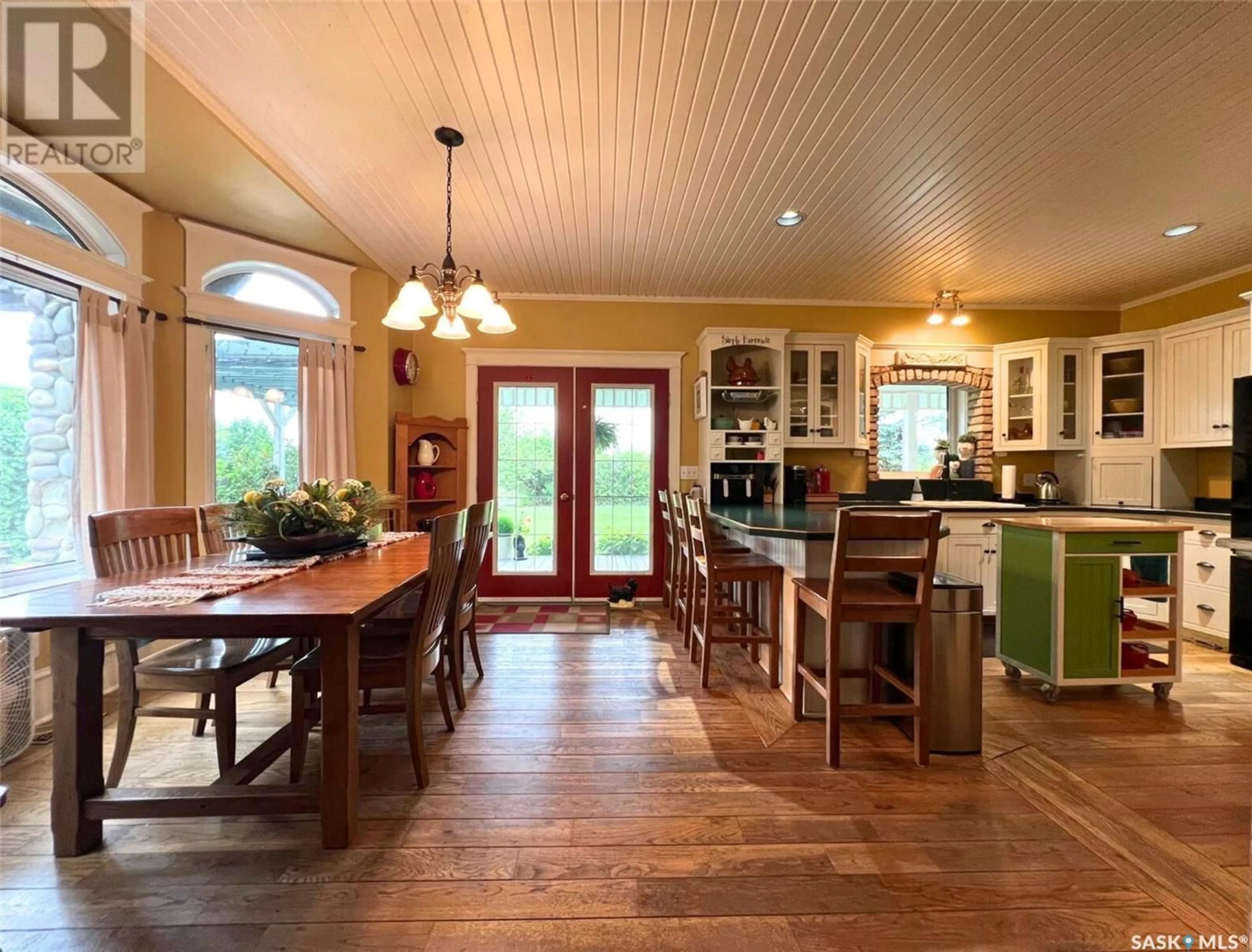 Open concept kitchen, wood/laminate floor for GREEN ACRES, Swift Current Rm No. 137 Saskatchewan S9H3X4