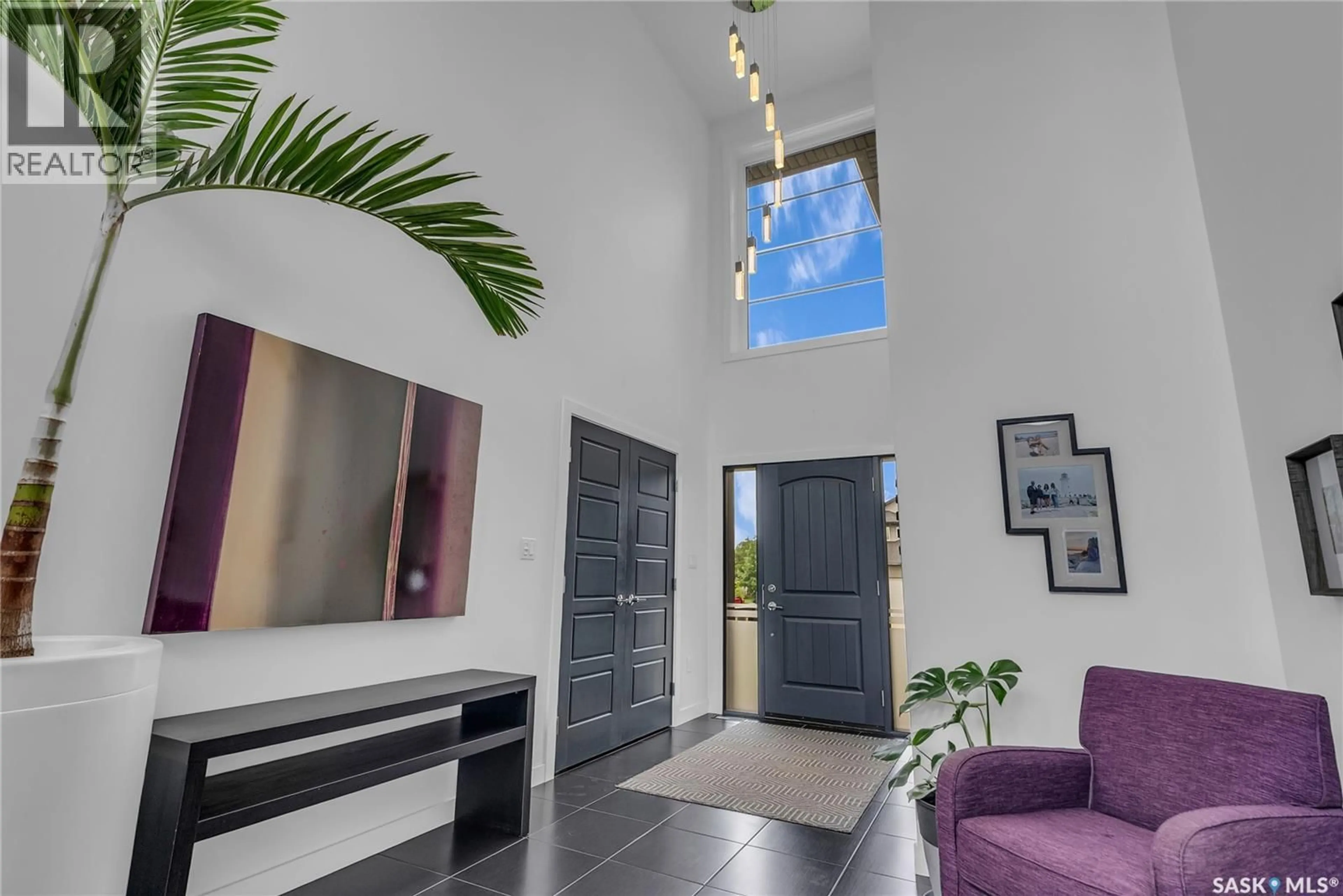 Indoor foyer for 707 ATTON CRESCENT, Saskatoon Saskatchewan S7W0K5