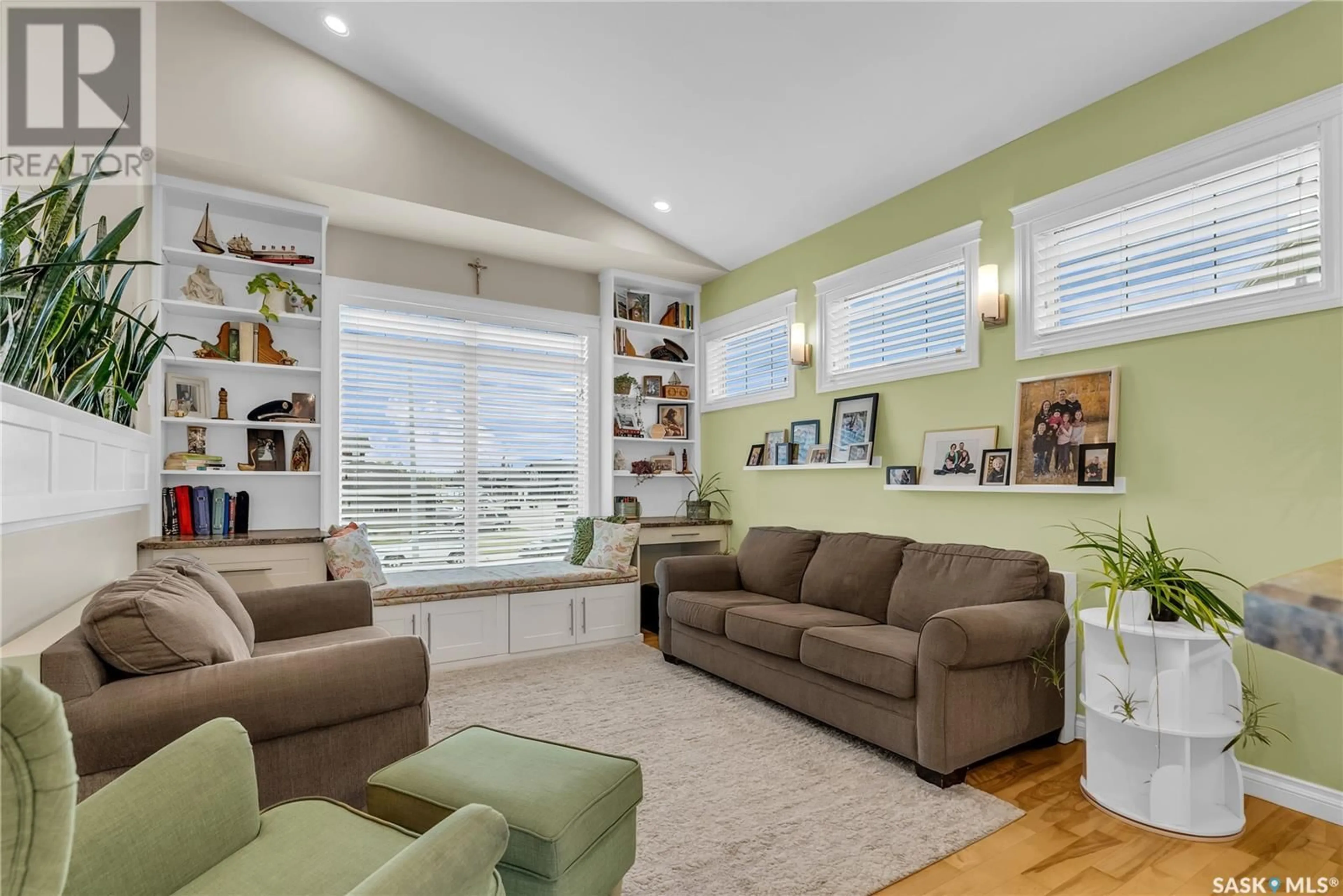 Living room with furniture, unknown for 128 KINSMEN CRESCENT, Martensville Saskatchewan S0K0A2