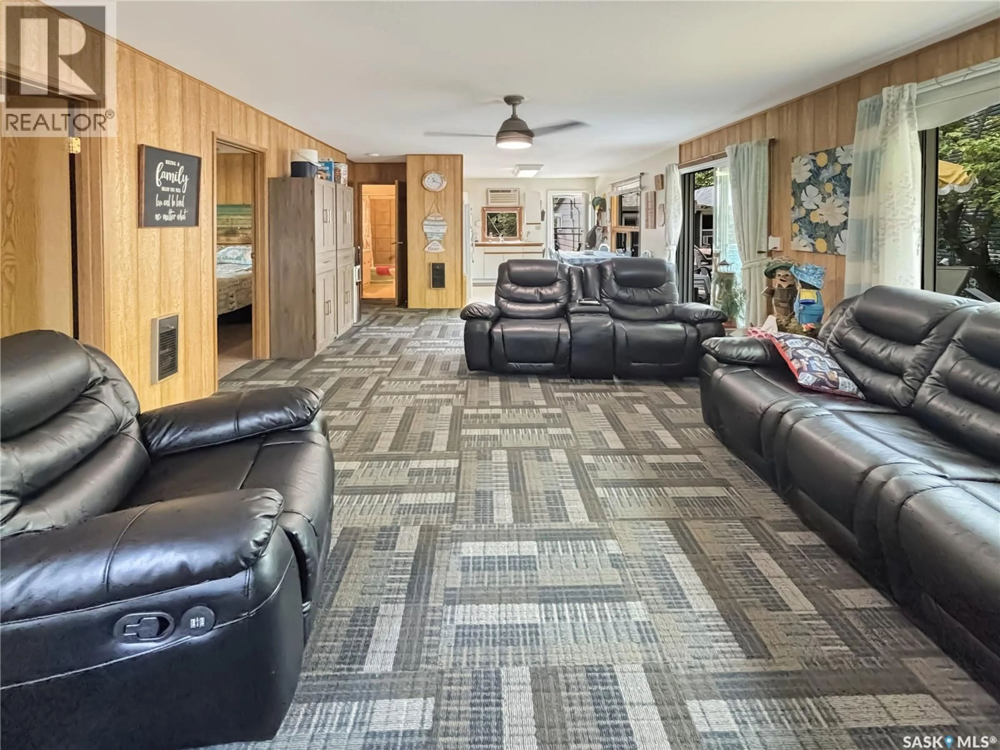 Lobby for 9261 CLEMENT CRESCENT, Cochin Saskatchewan S0M0L0