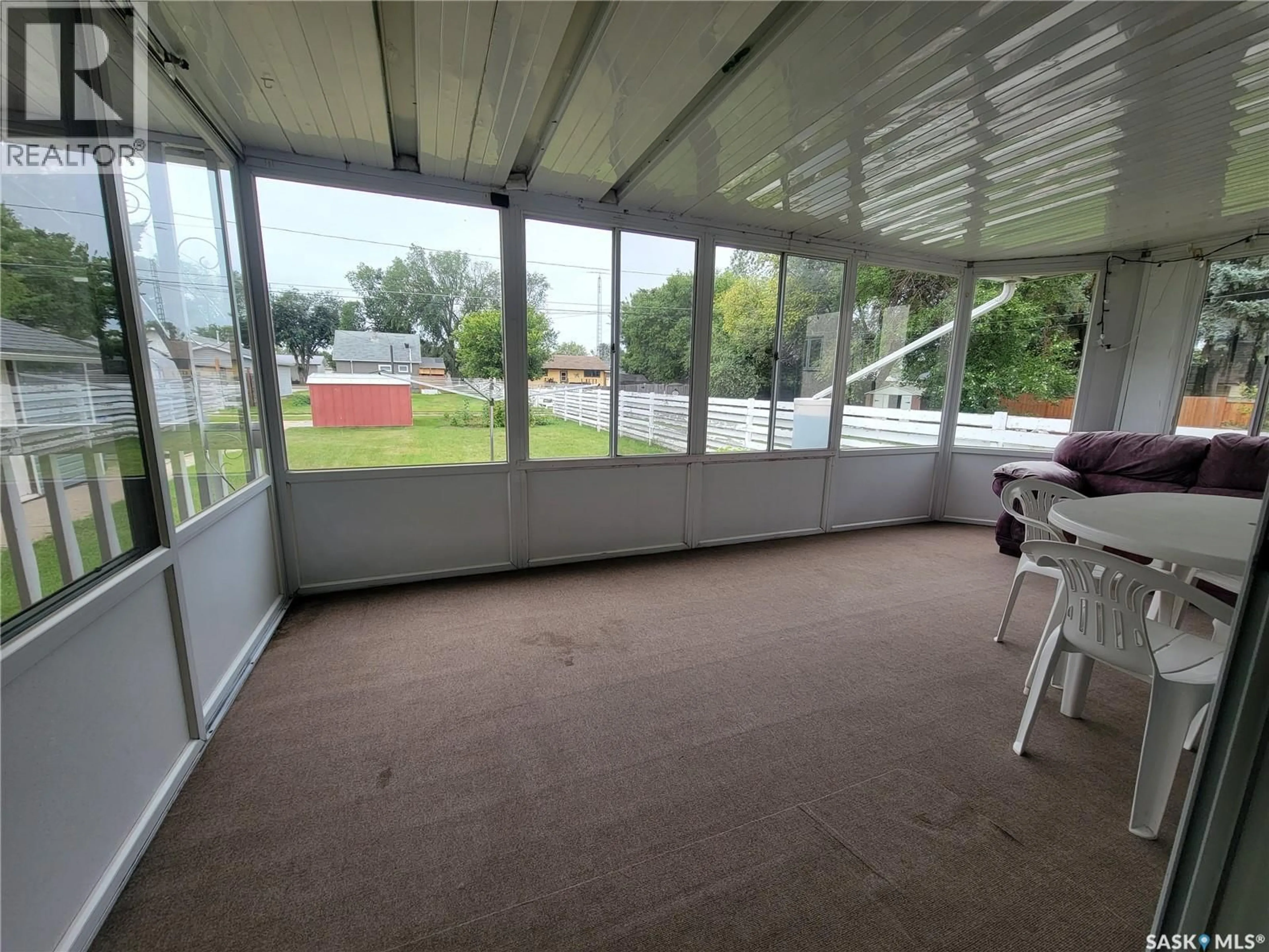Patio, building for 340 3RD AVENUE, Unity Saskatchewan S0K4L0
