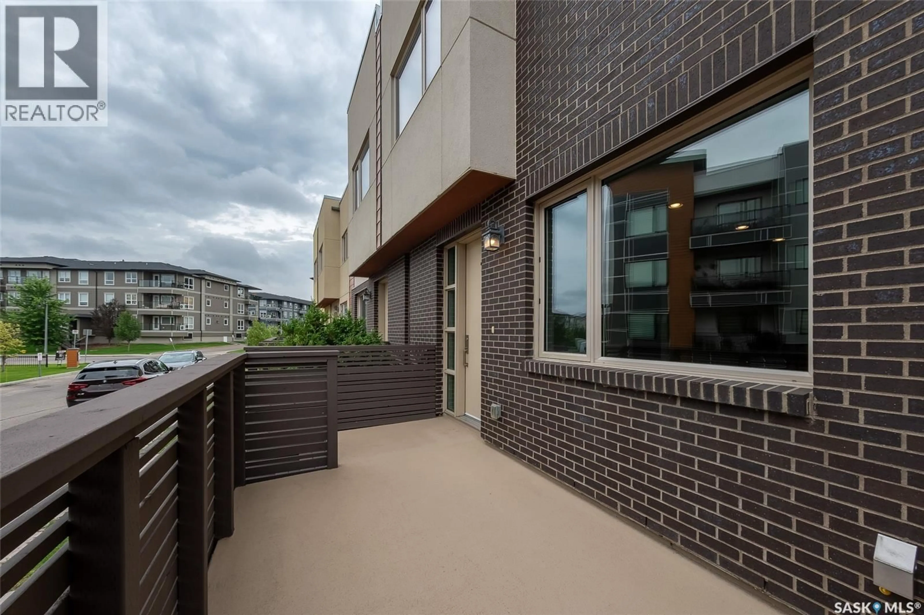 Unknown for 103 - 7 WILLIS CRESCENT, Saskatoon Saskatchewan S7T0X9