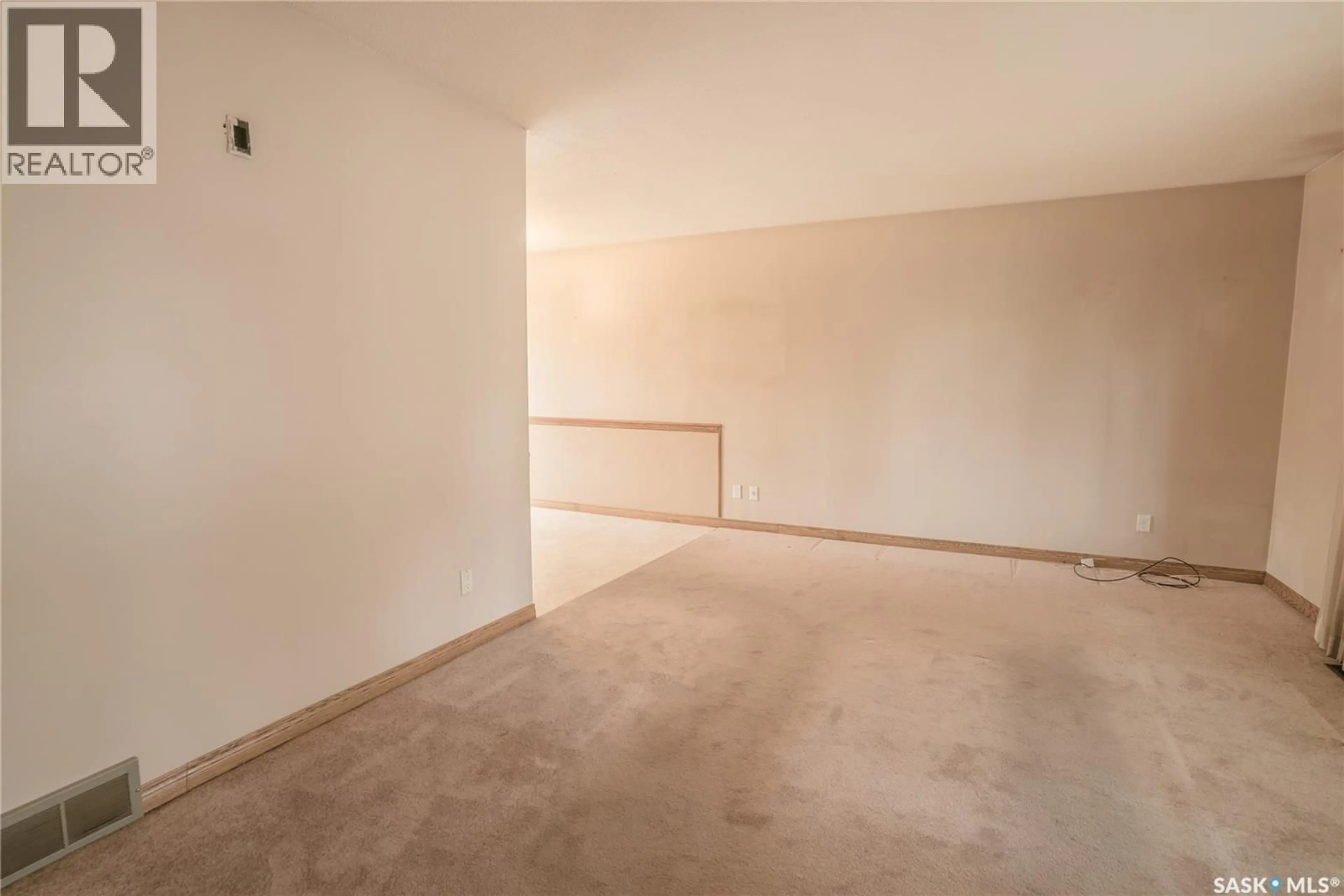 A pic of a room for 15 RICHMOND STREET, Saskatoon Saskatchewan S7K1A7