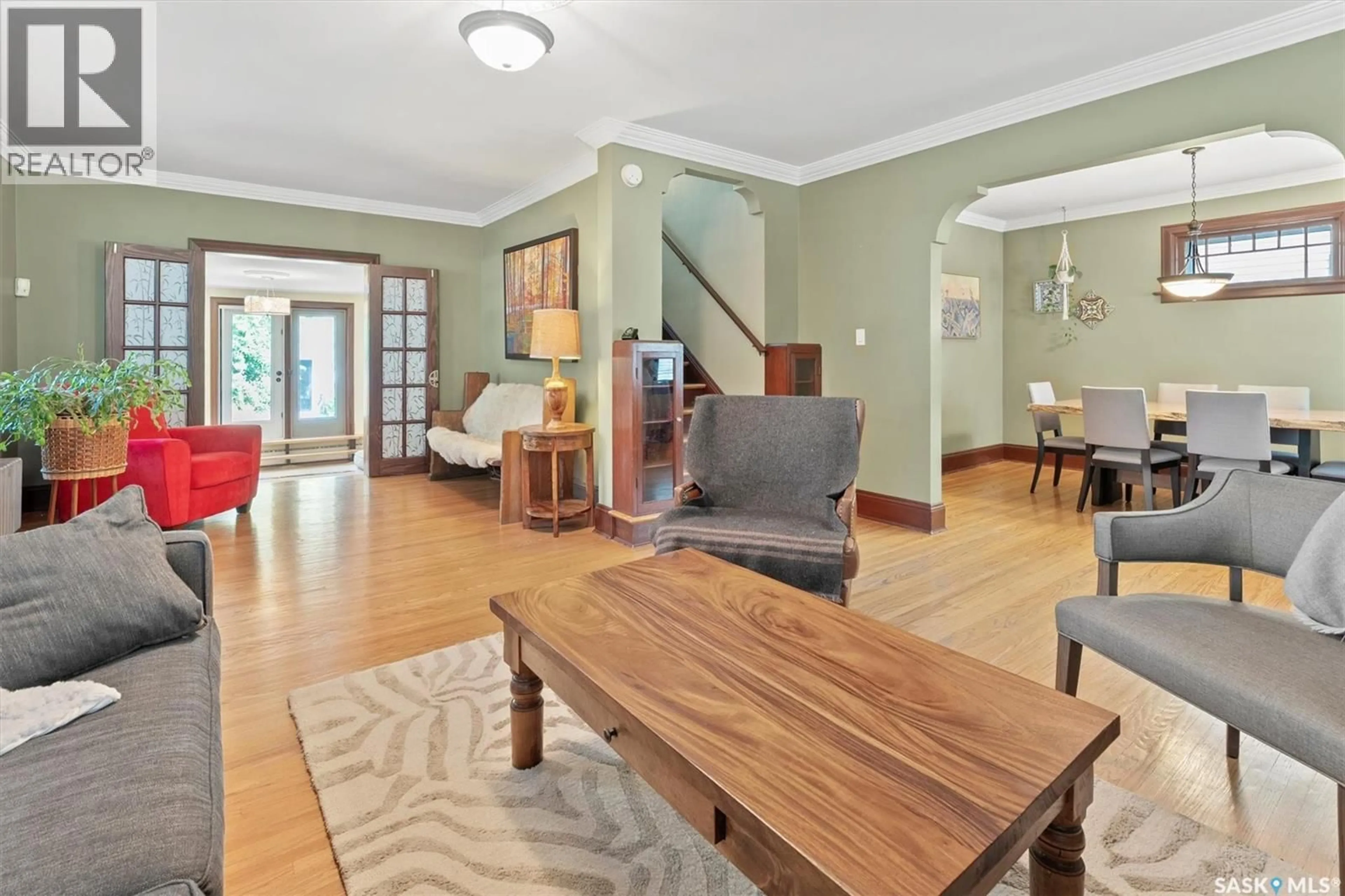 Living room with furniture, unknown for 211 8TH STREET, Saskatoon Saskatchewan S7H0P2
