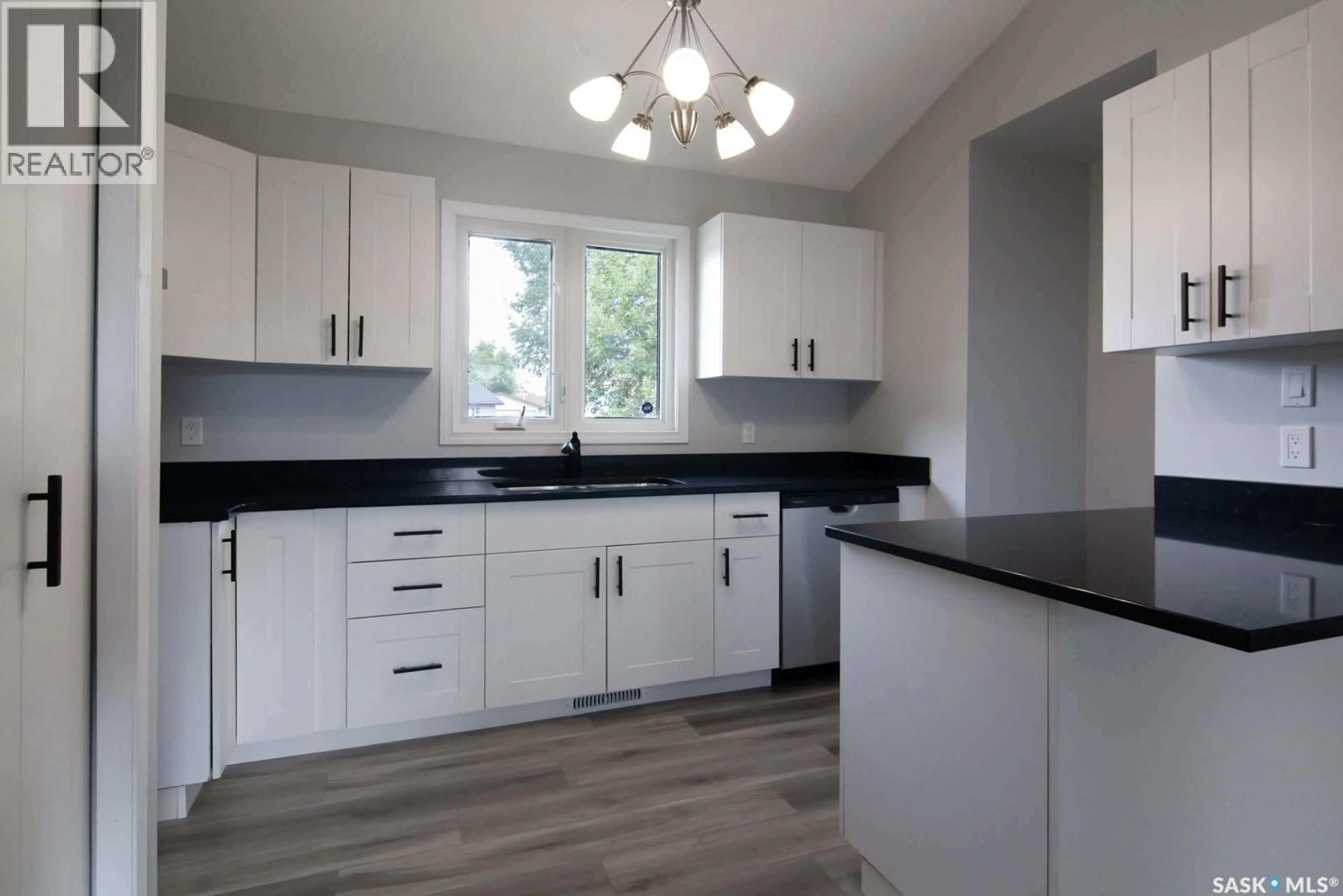 Open concept kitchen, unknown for 235 MCCORMACK ROAD, Saskatoon Saskatchewan S7M4V1