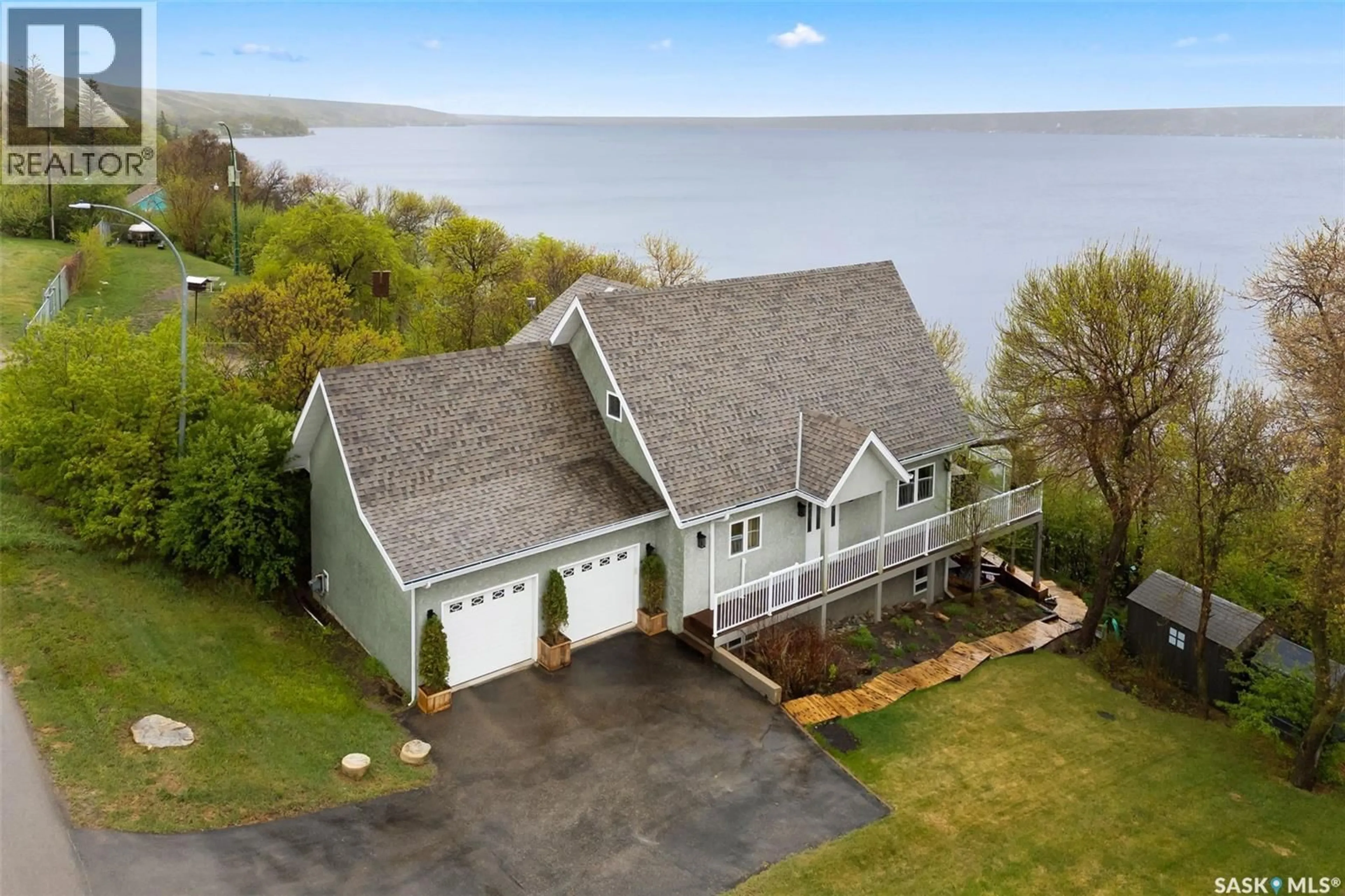 A pic from outside/outdoor area/front of a property/back of a property/a pic from drone, water/lake/river/ocean view for 4 AARON DRIVE, Fort San Saskatchewan S0G1S0