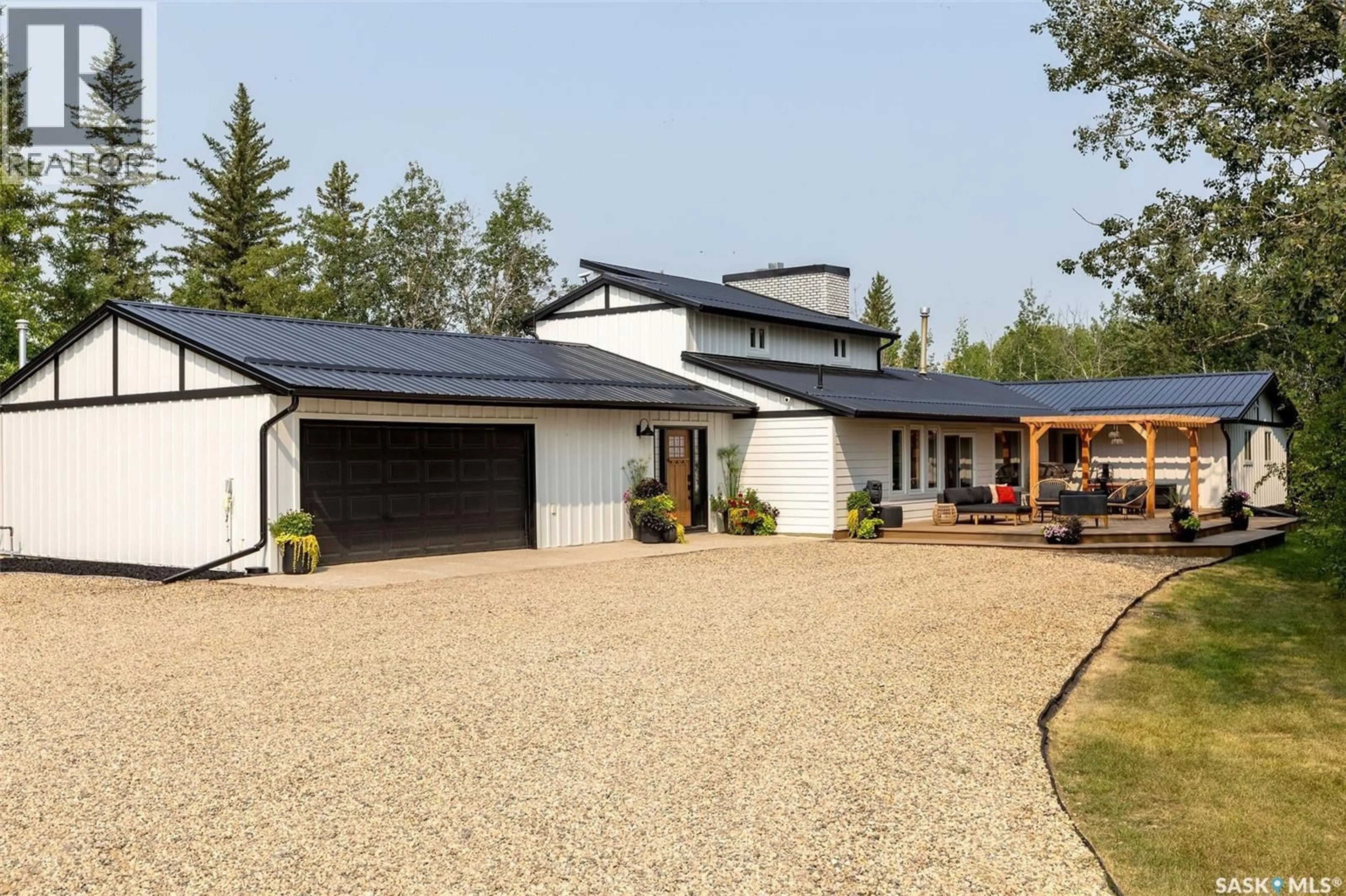 A pic from outside/outdoor area/front of a property/back of a property/a pic from drone, street for TAYLOR ACREAGE, Connaught Rm No. 457 Saskatchewan S0E1T0