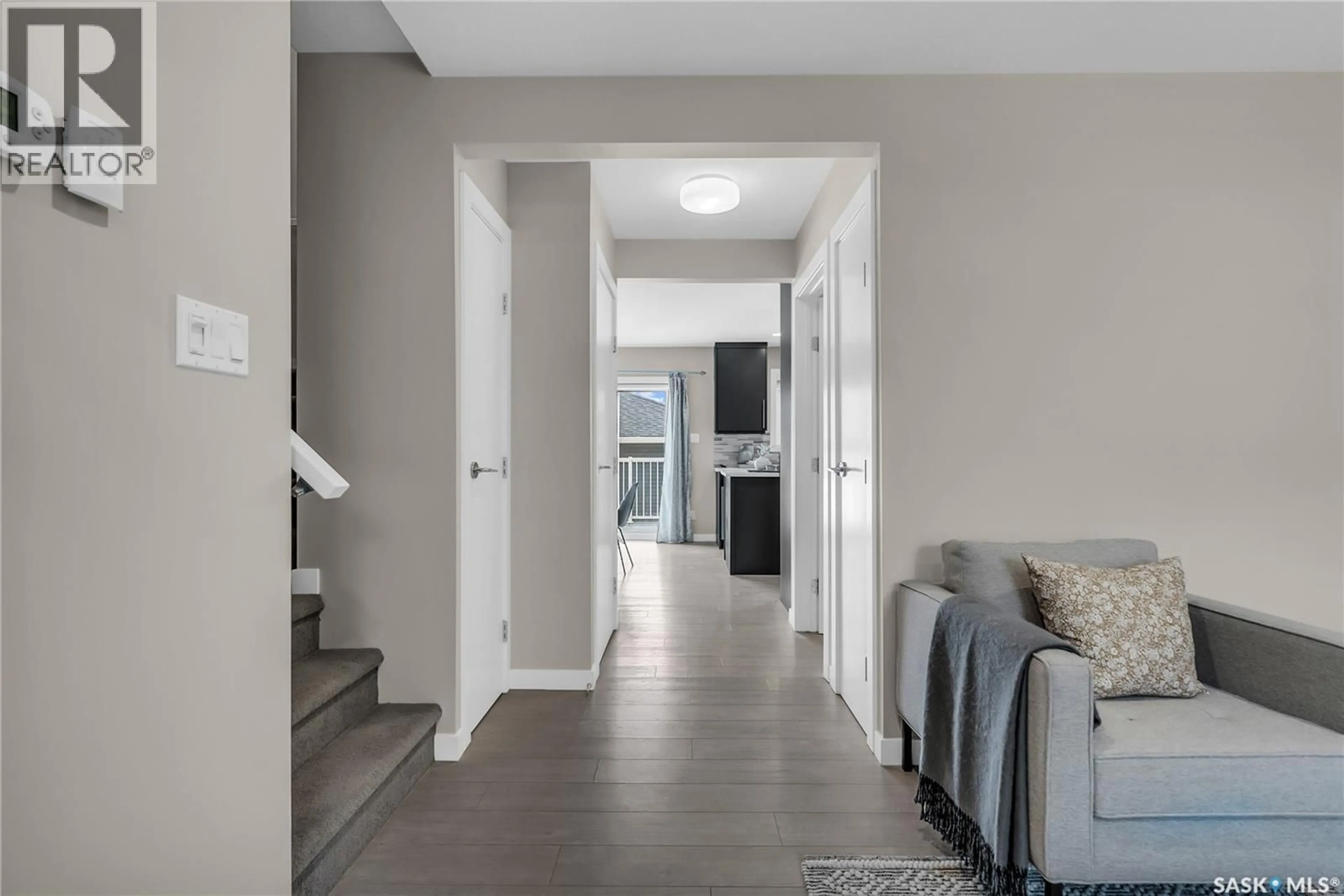 Indoor entryway for 3127 MCCLOCKLIN ROAD, Saskatoon Saskatchewan S7R0J1