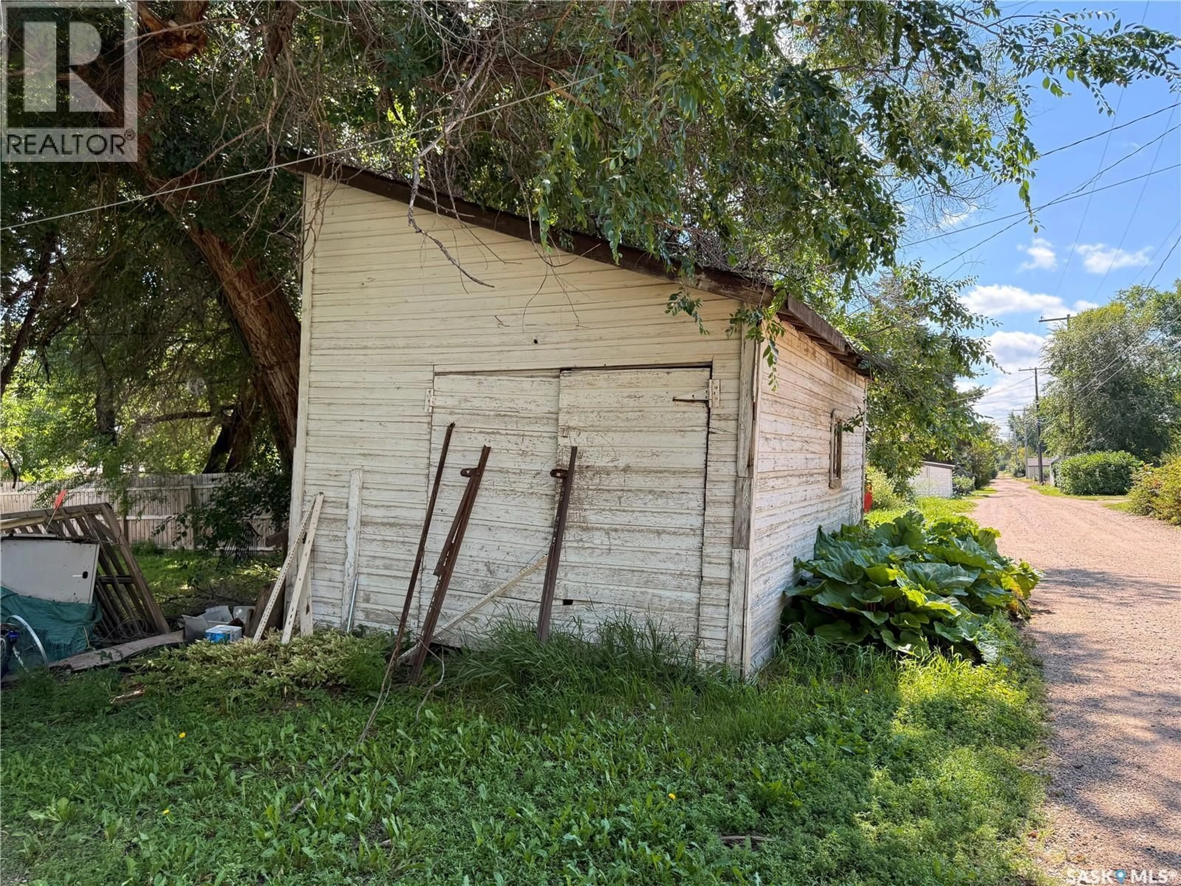 Shed for 410 SELKIRK STREET, Outlook Saskatchewan S0L2N0