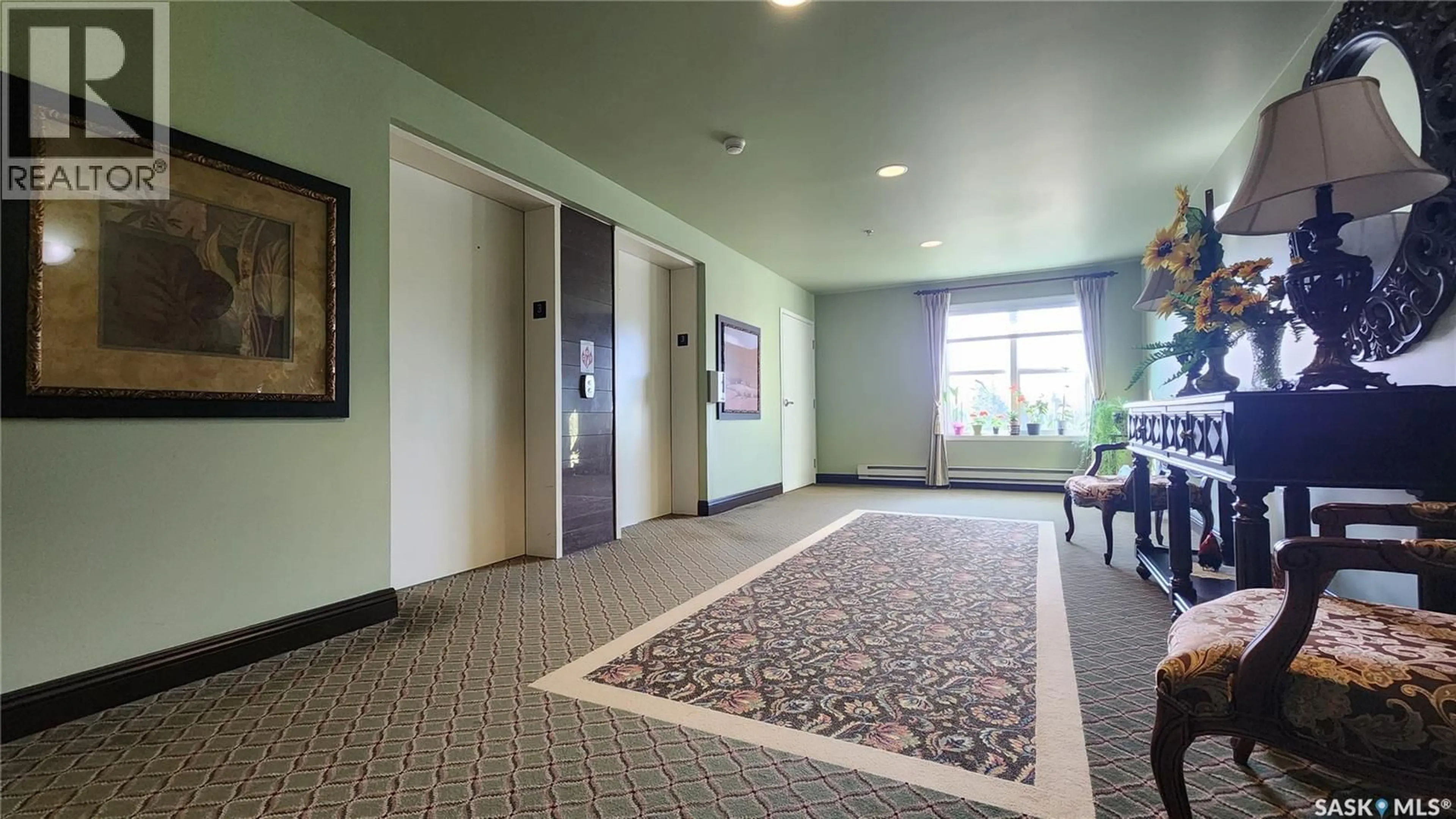 Indoor foyer for E - 323 680 7TH AVENUE, Melville Saskatchewan S0A2P0