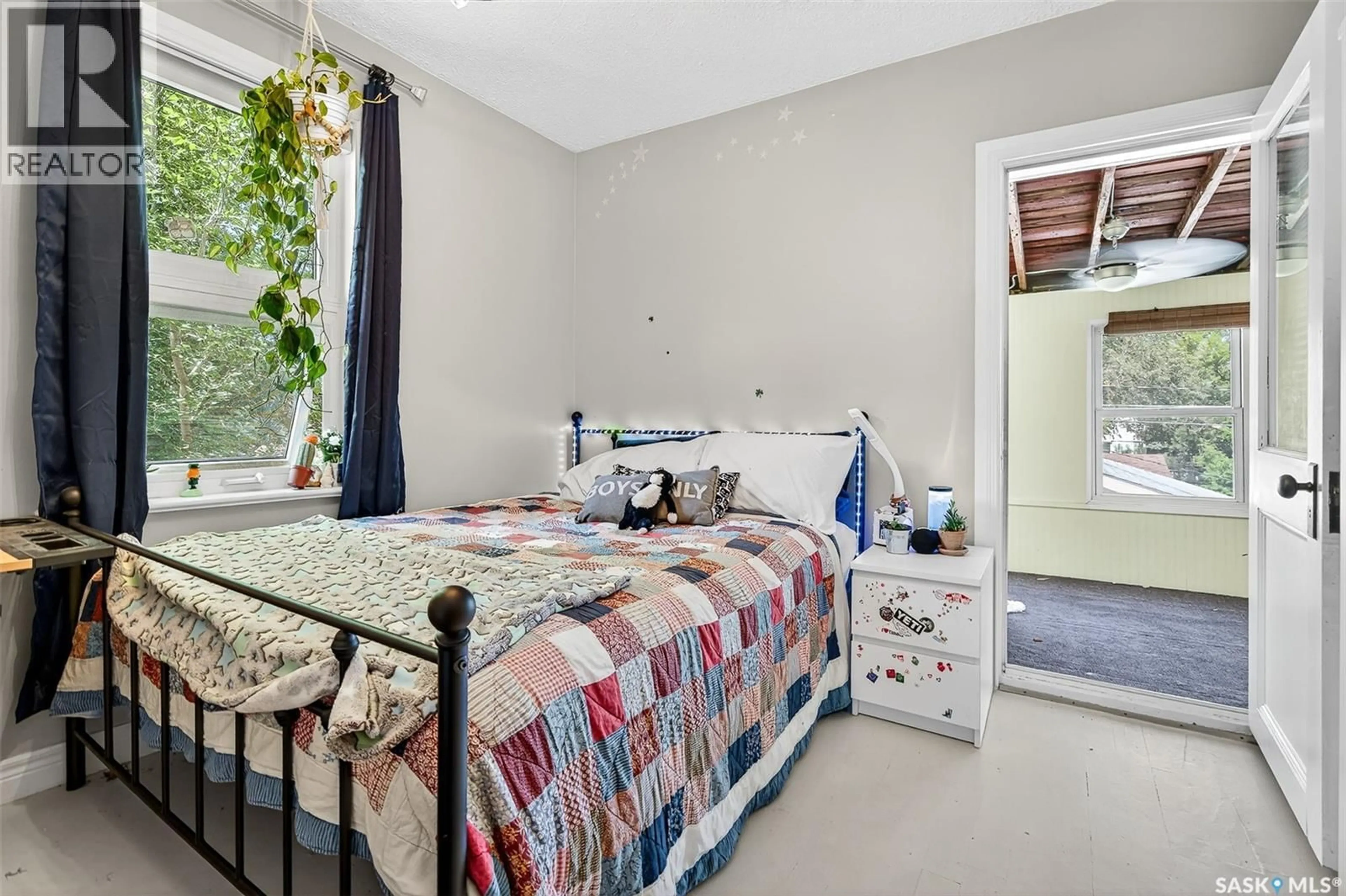 Bedroom with bed, unknown for 438 OMINICA STREET, Moose Jaw Saskatchewan S6H1X8