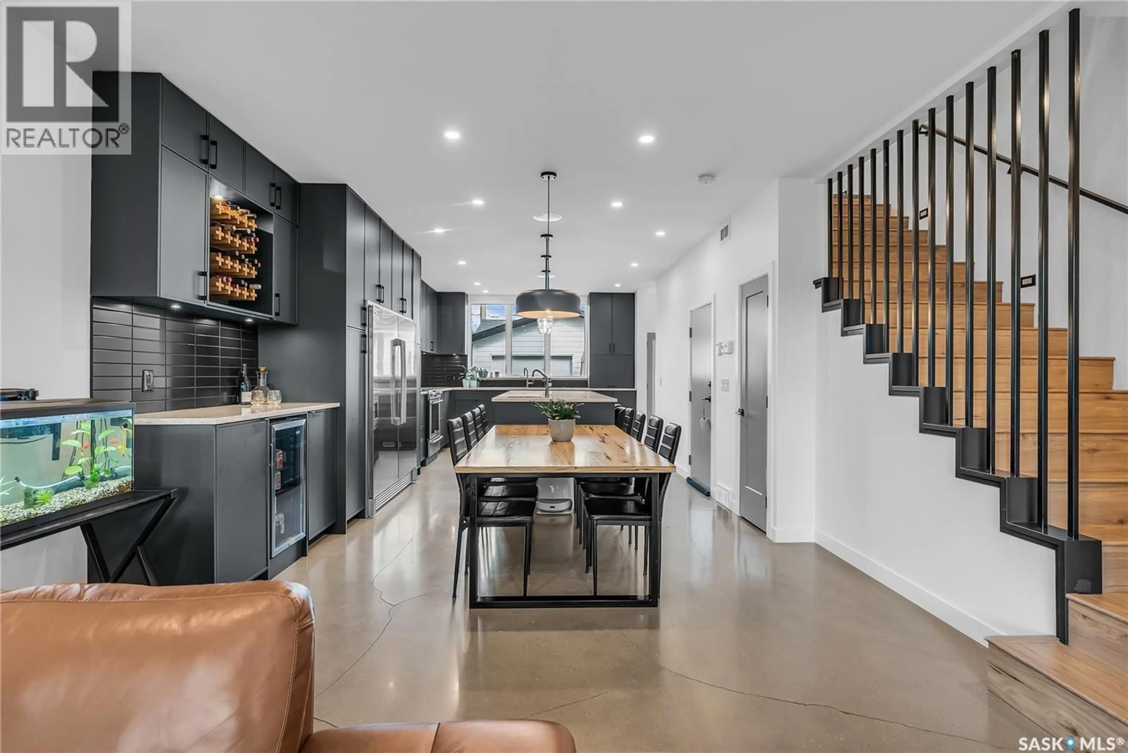 Contemporary kitchen, ceramic/tile floor for 1410 ALEXANDRA AVENUE, Saskatoon Saskatchewan S7K3B9
