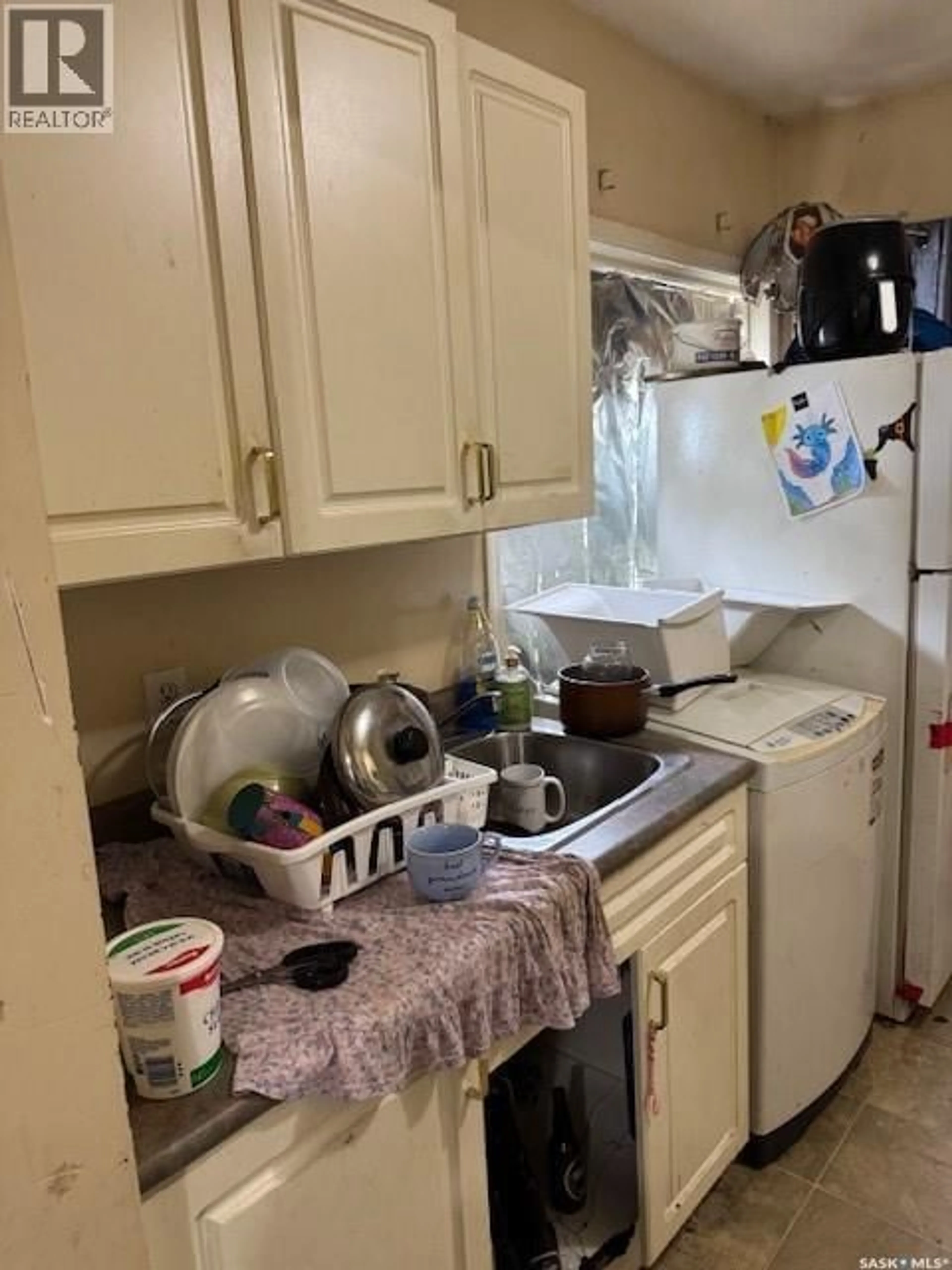 Standard kitchen, floor is not visible for 851 107TH STREET, North Battleford Saskatchewan S9A1Y6