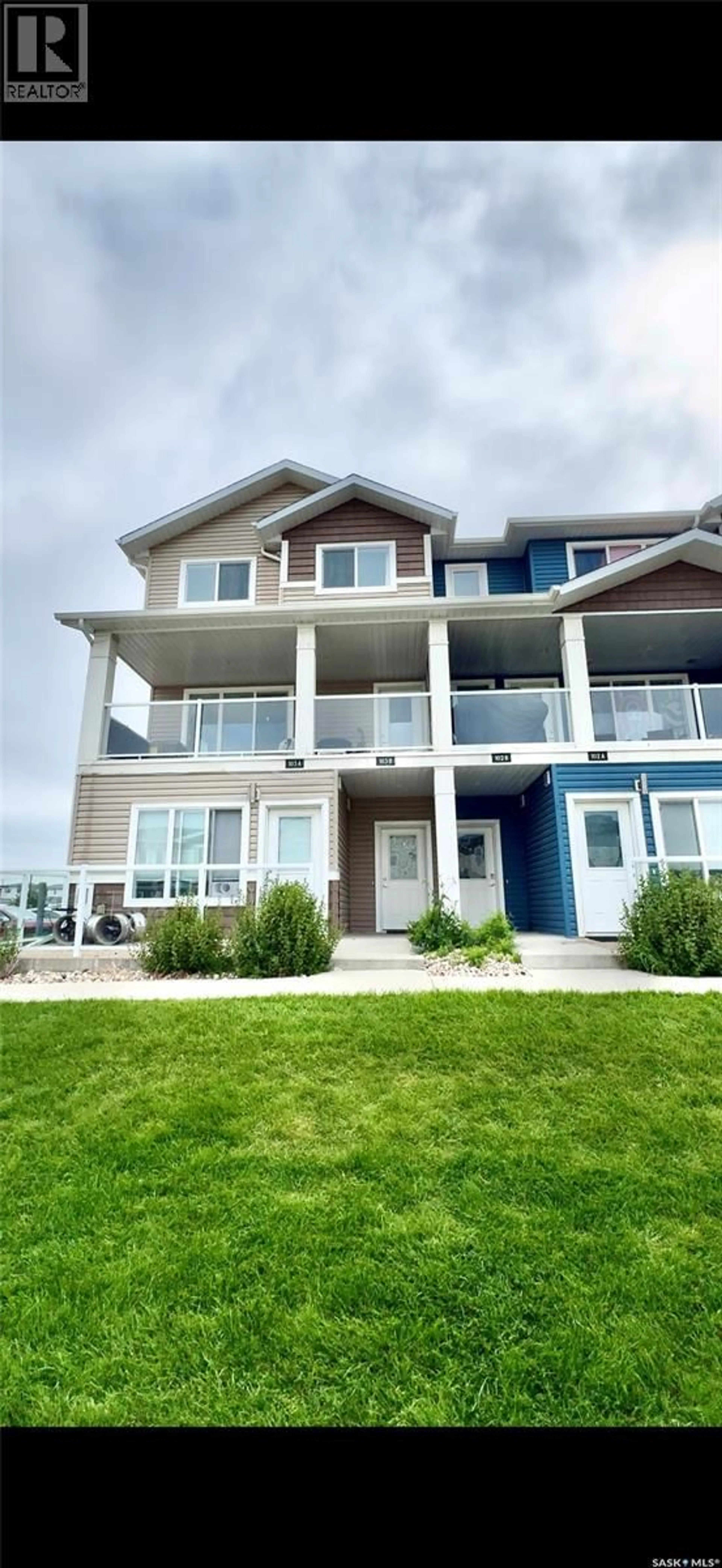 Home with vinyl exterior material, water/lake/river/ocean view for 103B - 3367 GREEN POPPY STREET, Regina Saskatchewan S4V3P6