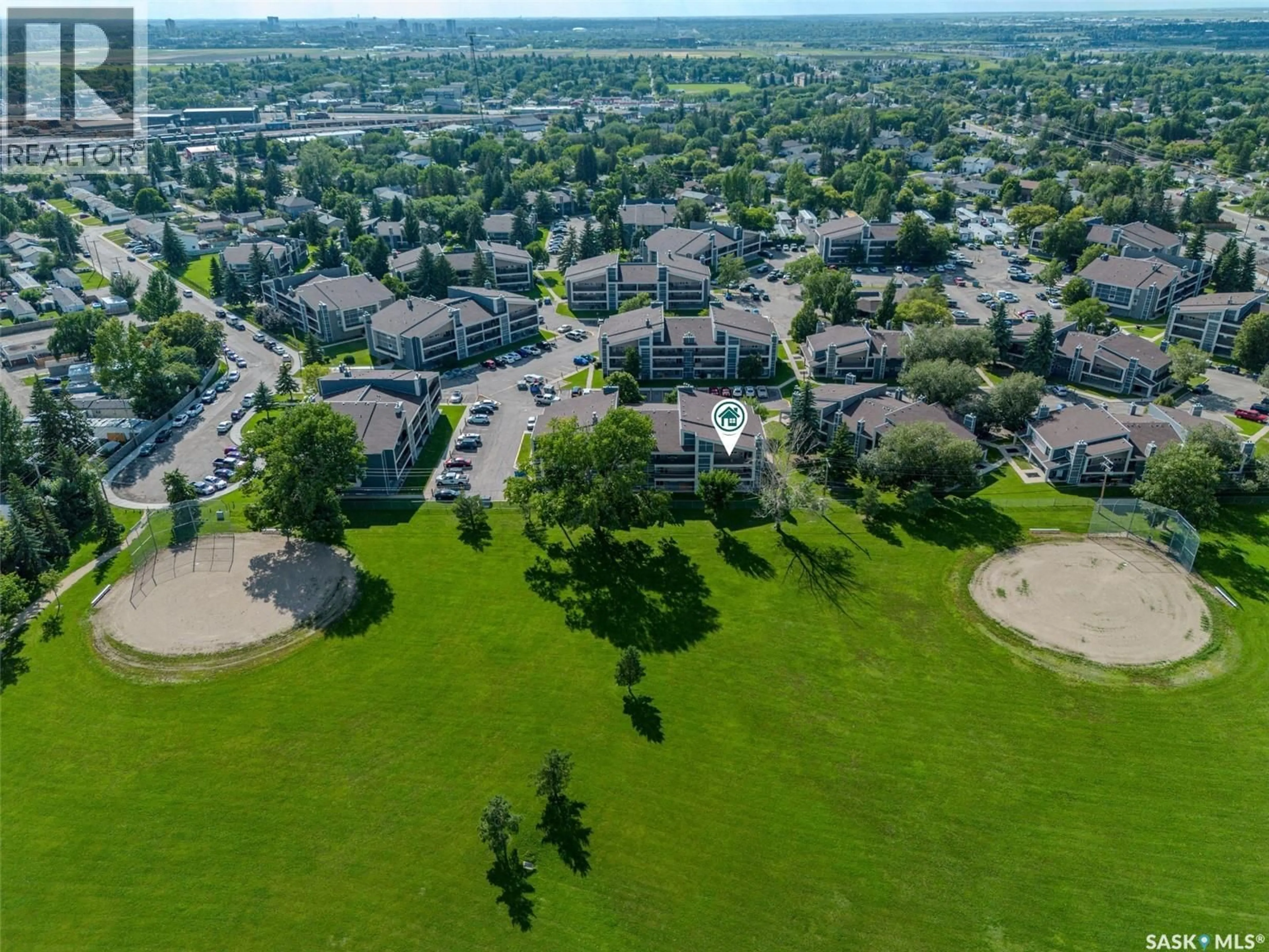 A pic from outside/outdoor area/front of a property/back of a property/a pic from drone, street for 1637 425 115TH STREET, Saskatoon Saskatchewan S7H2E5
