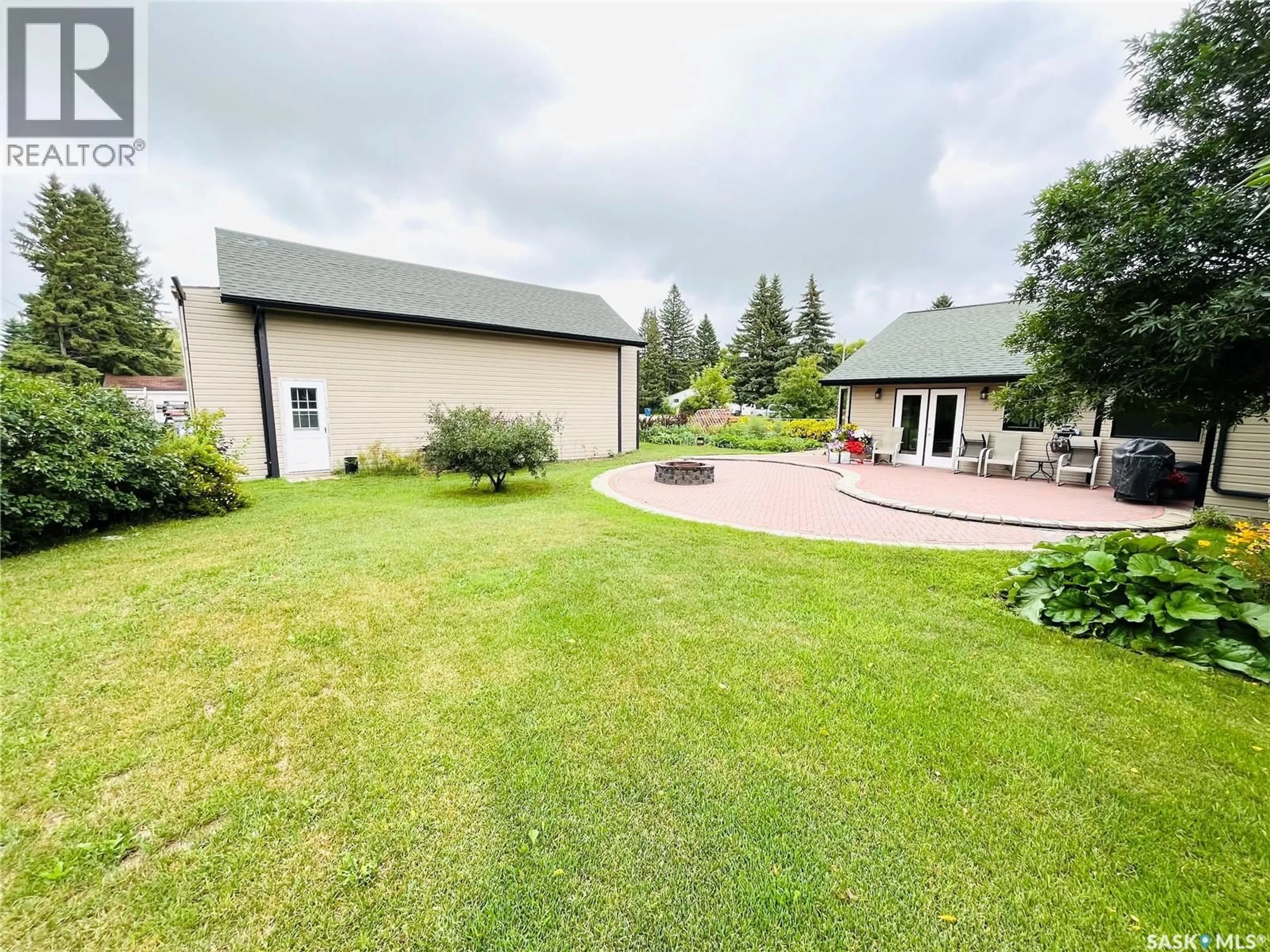 A pic from outside/outdoor area/front of a property/back of a property/a pic from drone, water/lake/river/ocean view for 106 STEPHEN STREET, Maryfield Saskatchewan S0G3K0