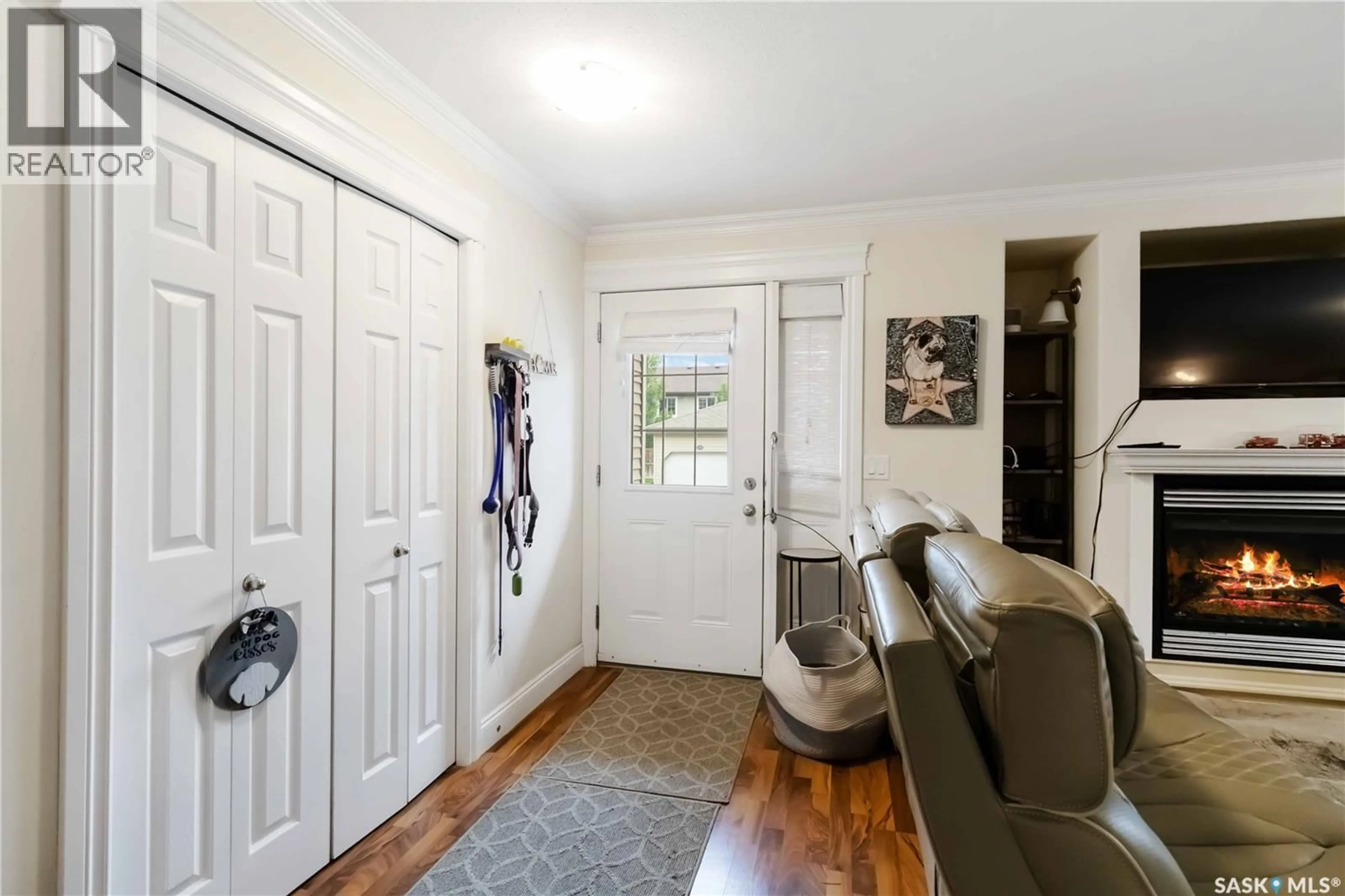 Indoor entryway for 410 - 128 STENSRUD ROAD, Saskatoon Saskatchewan S7W0B7