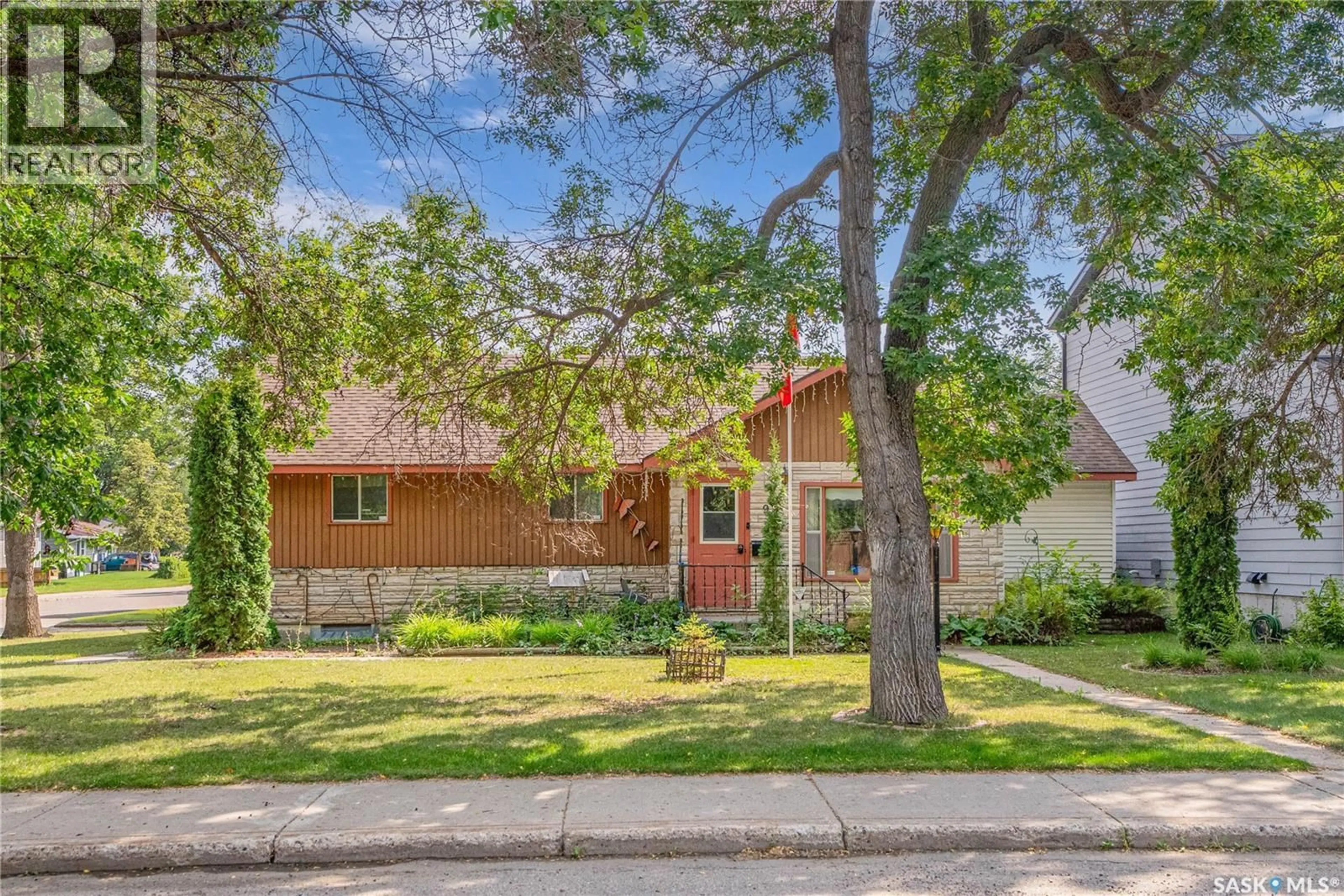 Home with brick exterior material, street for 923 OSBORNE STREET, Saskatoon Saskatchewan S7K0Y6