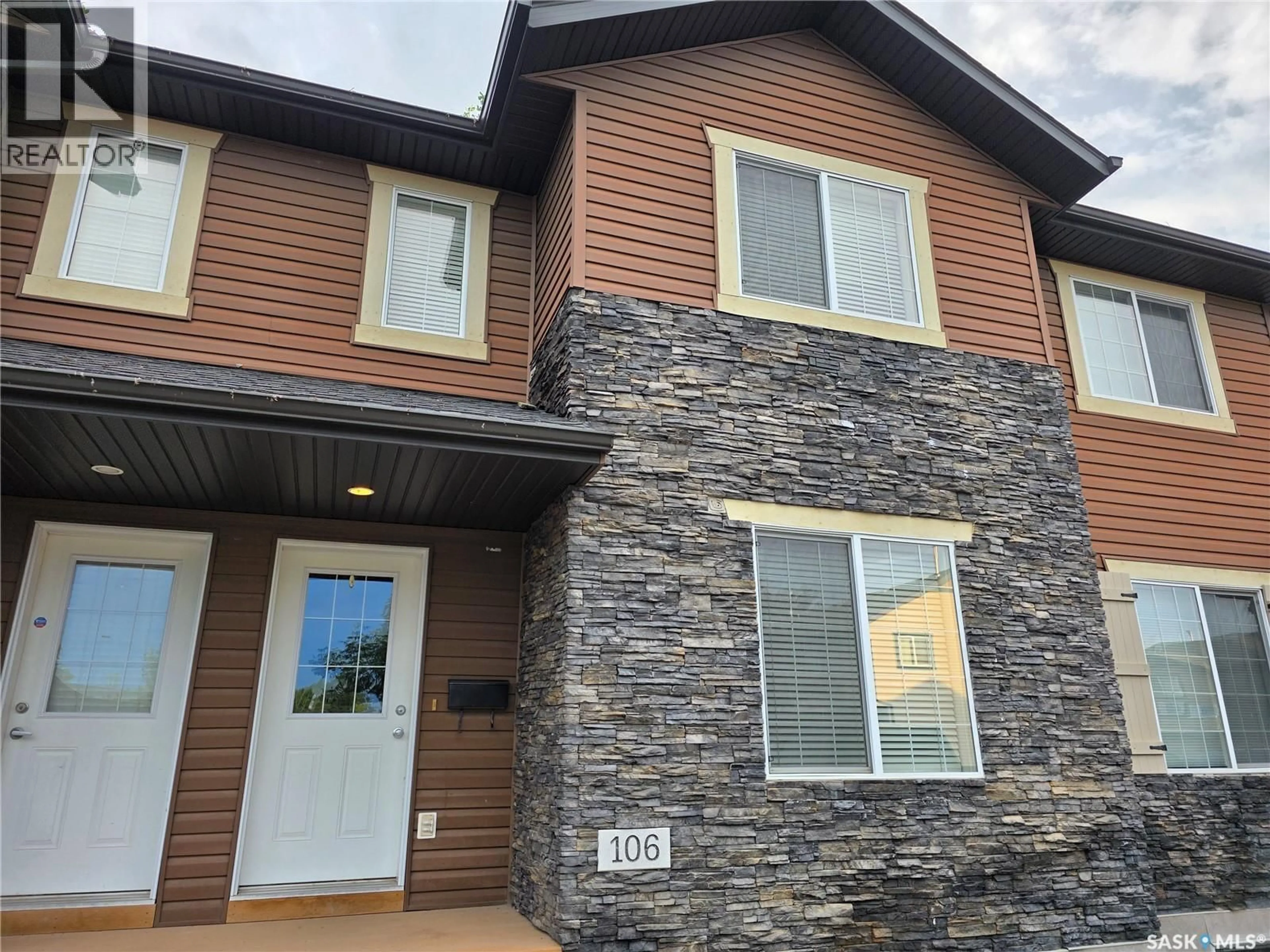 Home with brick exterior material, unknown for 106 - 503 COLONEL OTTER DRIVE, Swift Current Saskatchewan S9H2K4