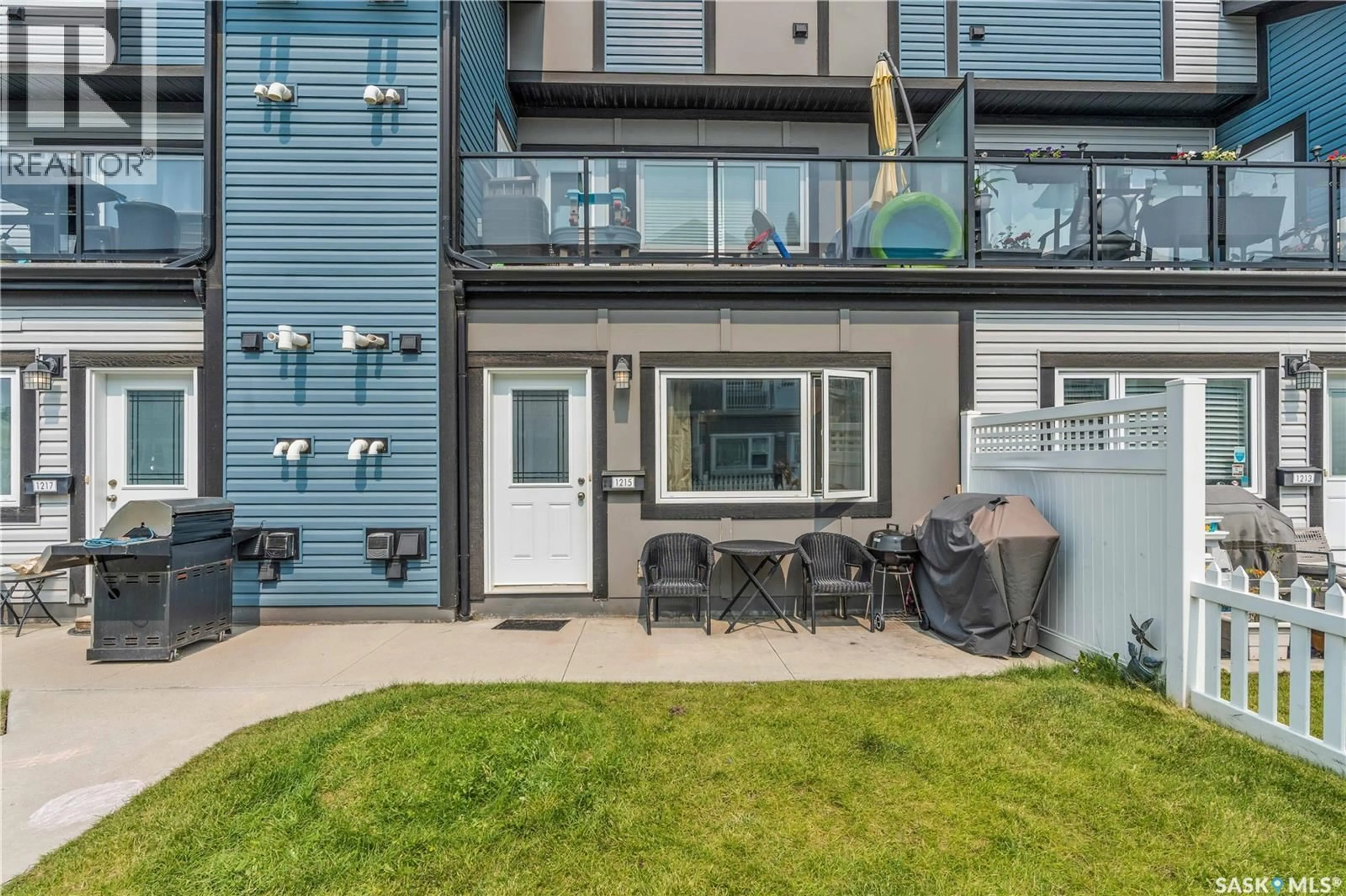 Patio, water/lake/river/ocean view for 130 - 1215 MARLATTE CRESCENT, Saskatoon Saskatchewan S7W0W1