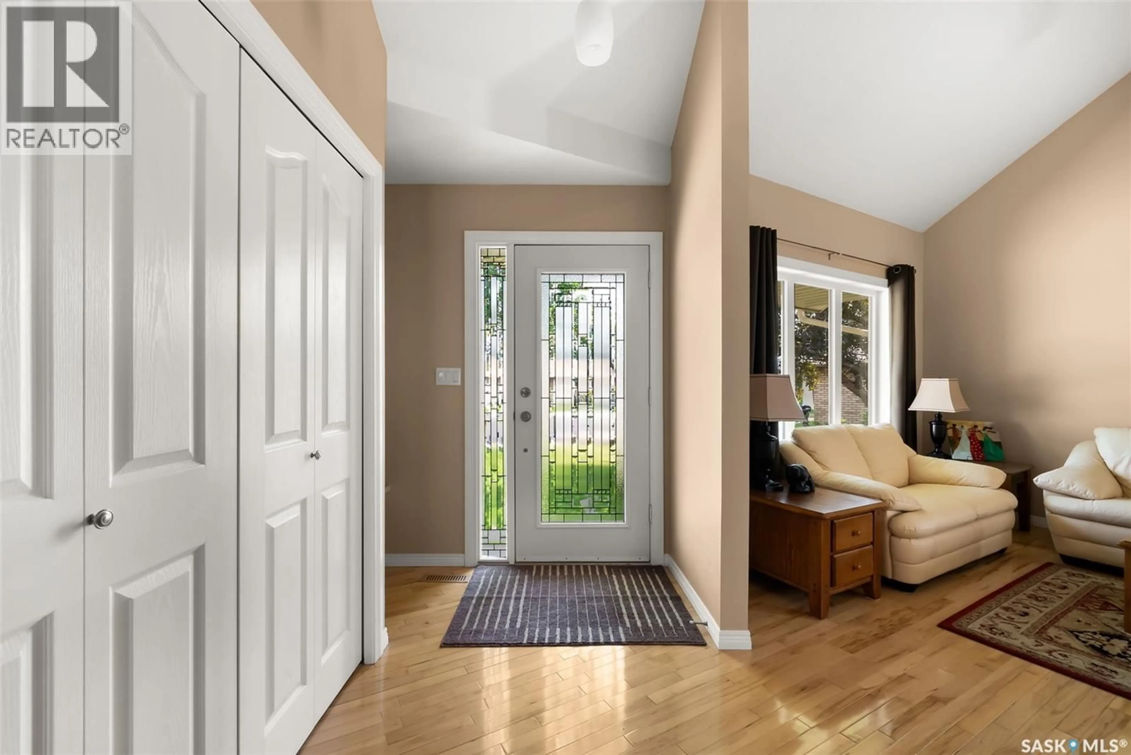 Indoor entryway for 3135 ZECH PLACE, Regina Saskatchewan S4V1Z3