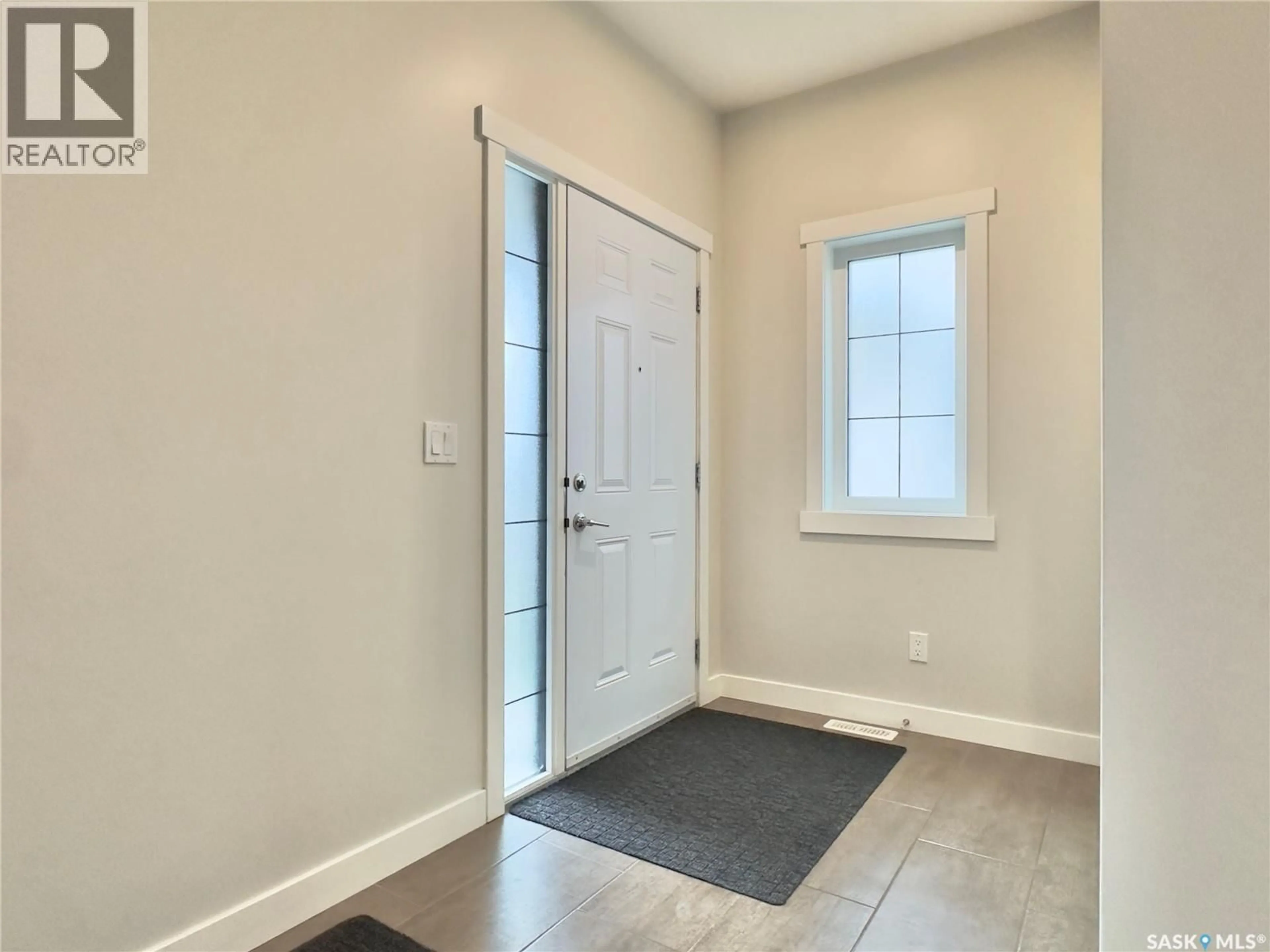 Indoor entryway for 106 BURGESS CRESCENT, Saskatoon Saskatchewan S7V0S1
