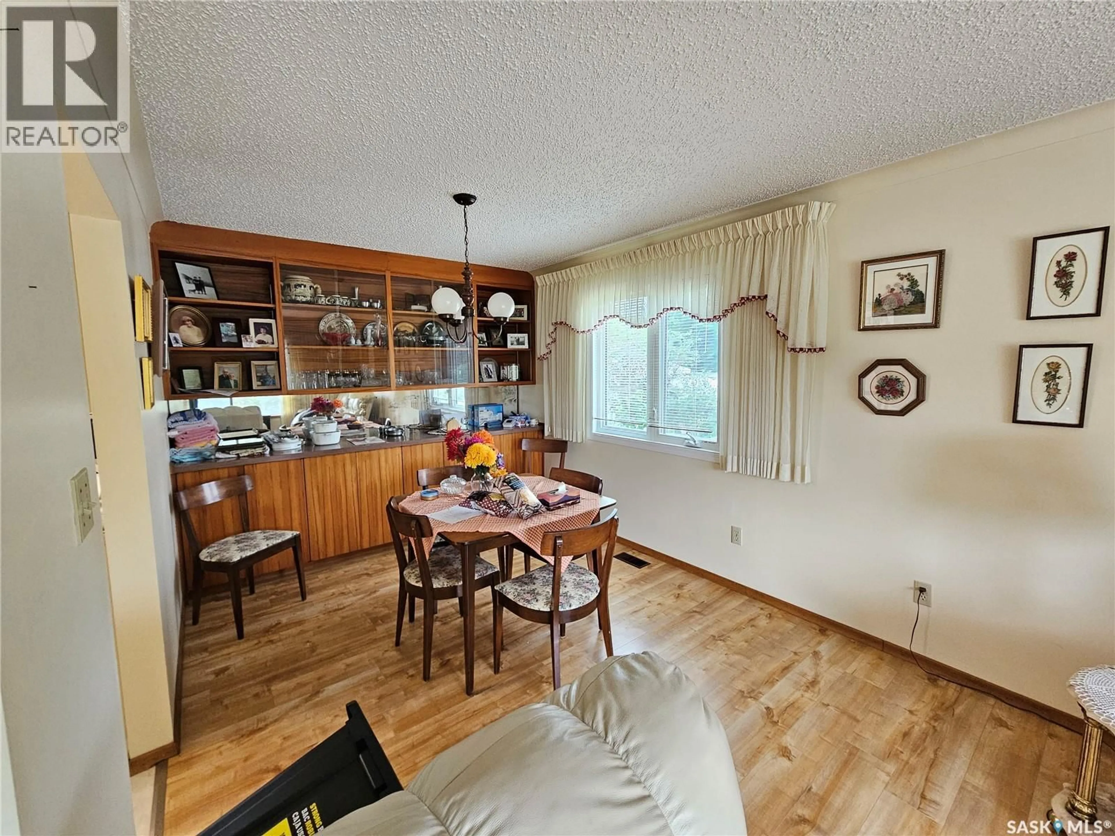 Unknown for 605 CENTRE STREET, Meadow Lake Saskatchewan S9X1E9