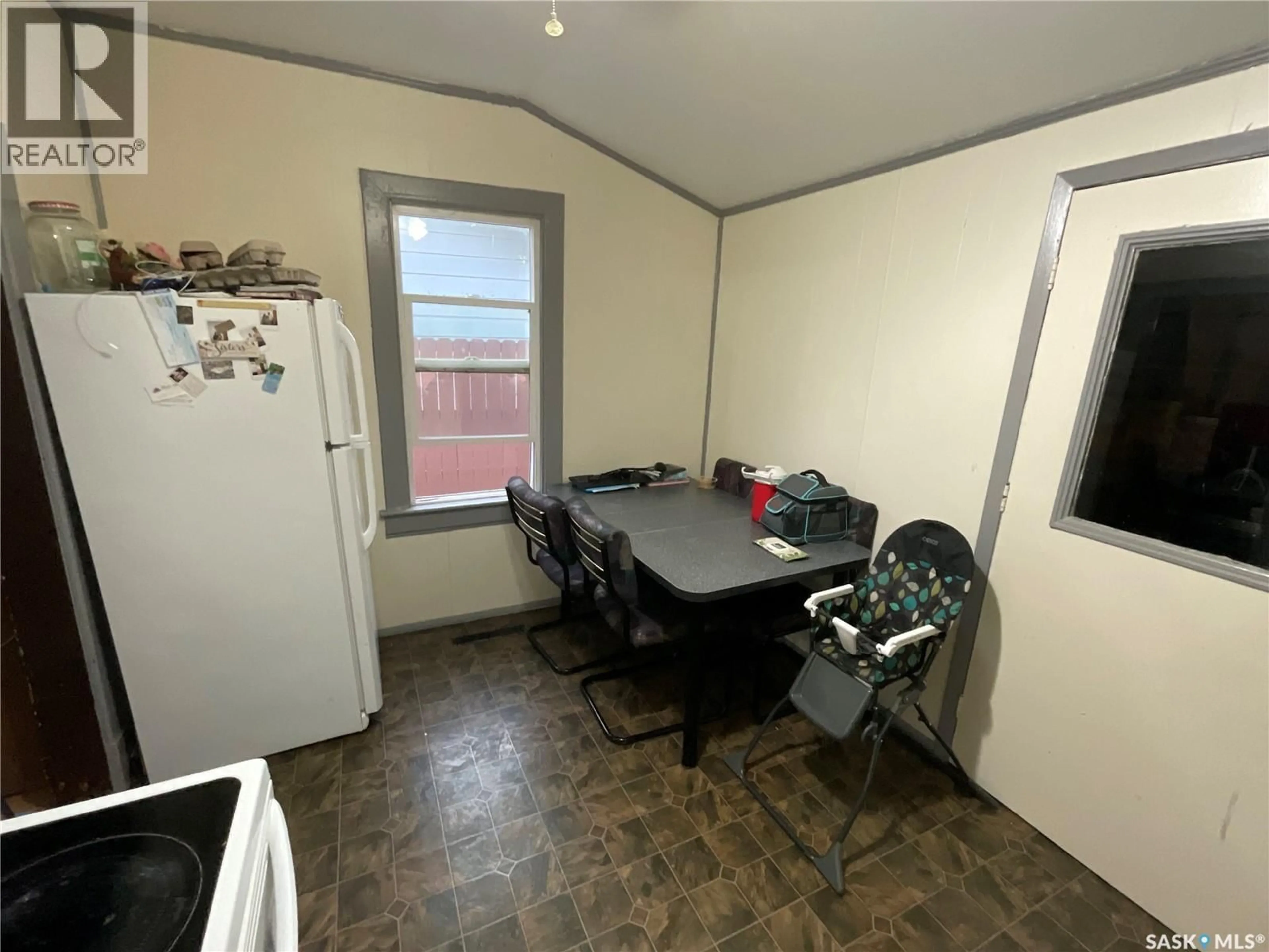 A pic of a room for 1002 8TH STREET, Rosthern Saskatchewan S0K3R0
