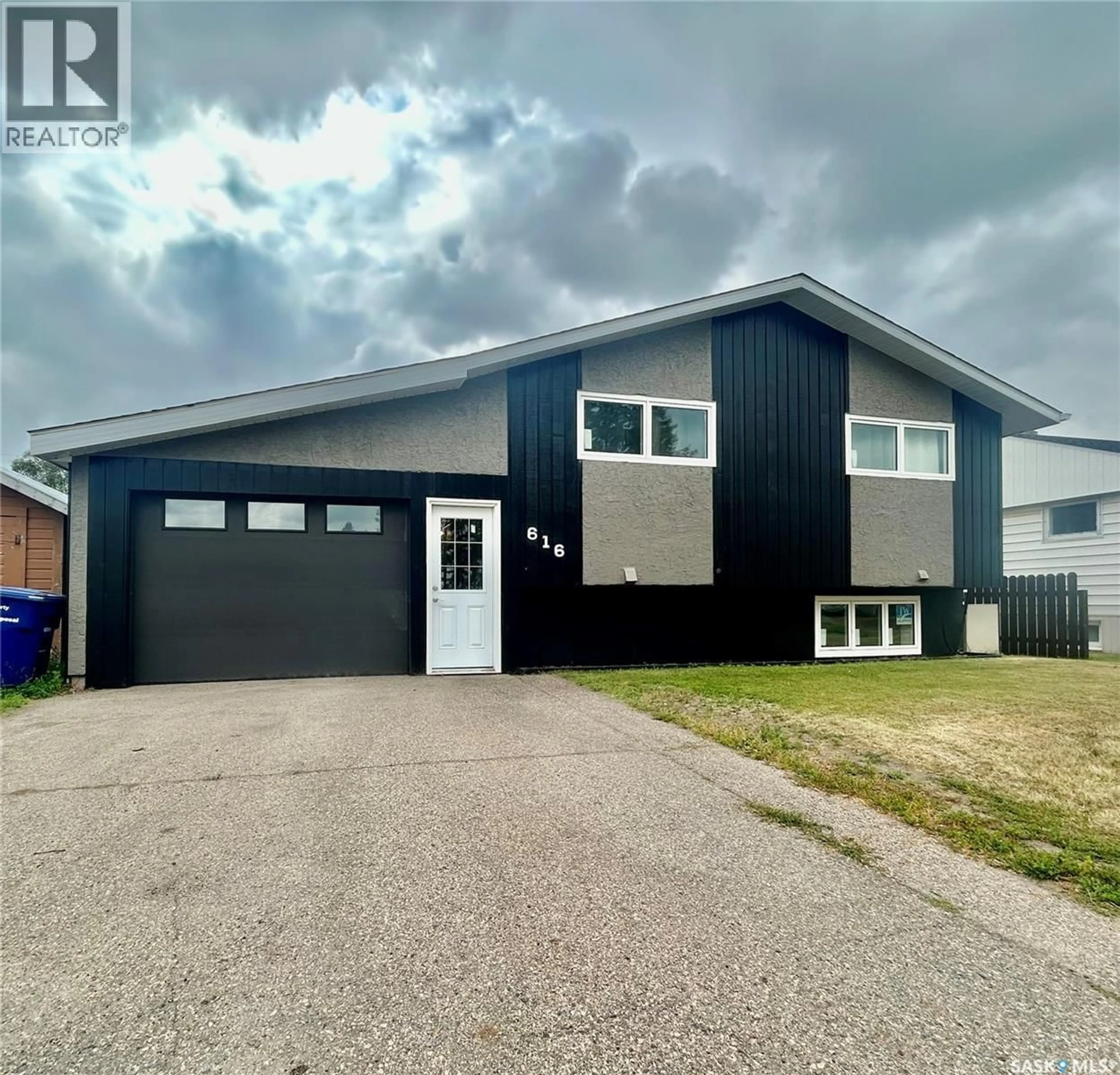 Unknown for 616 MAPLE ROAD, Nipawin Saskatchewan S0E1E0