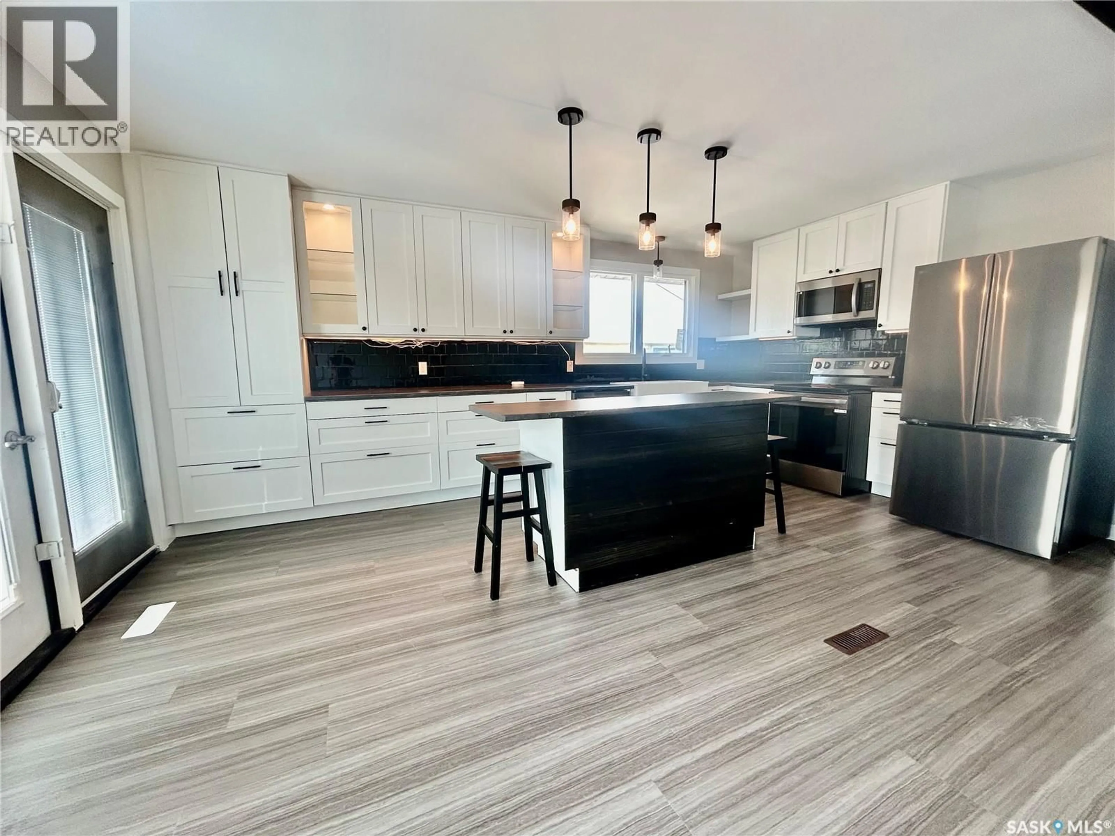 Open concept kitchen, unknown for 616 MAPLE ROAD, Nipawin Saskatchewan S0E1E0
